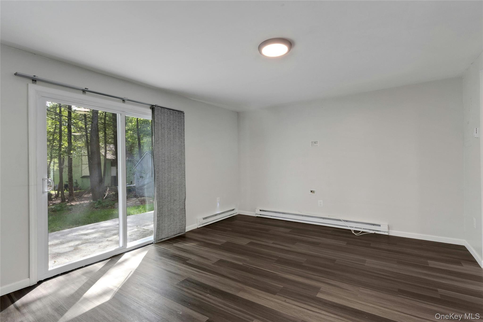 34 Elizabeth Way Property Photo 13