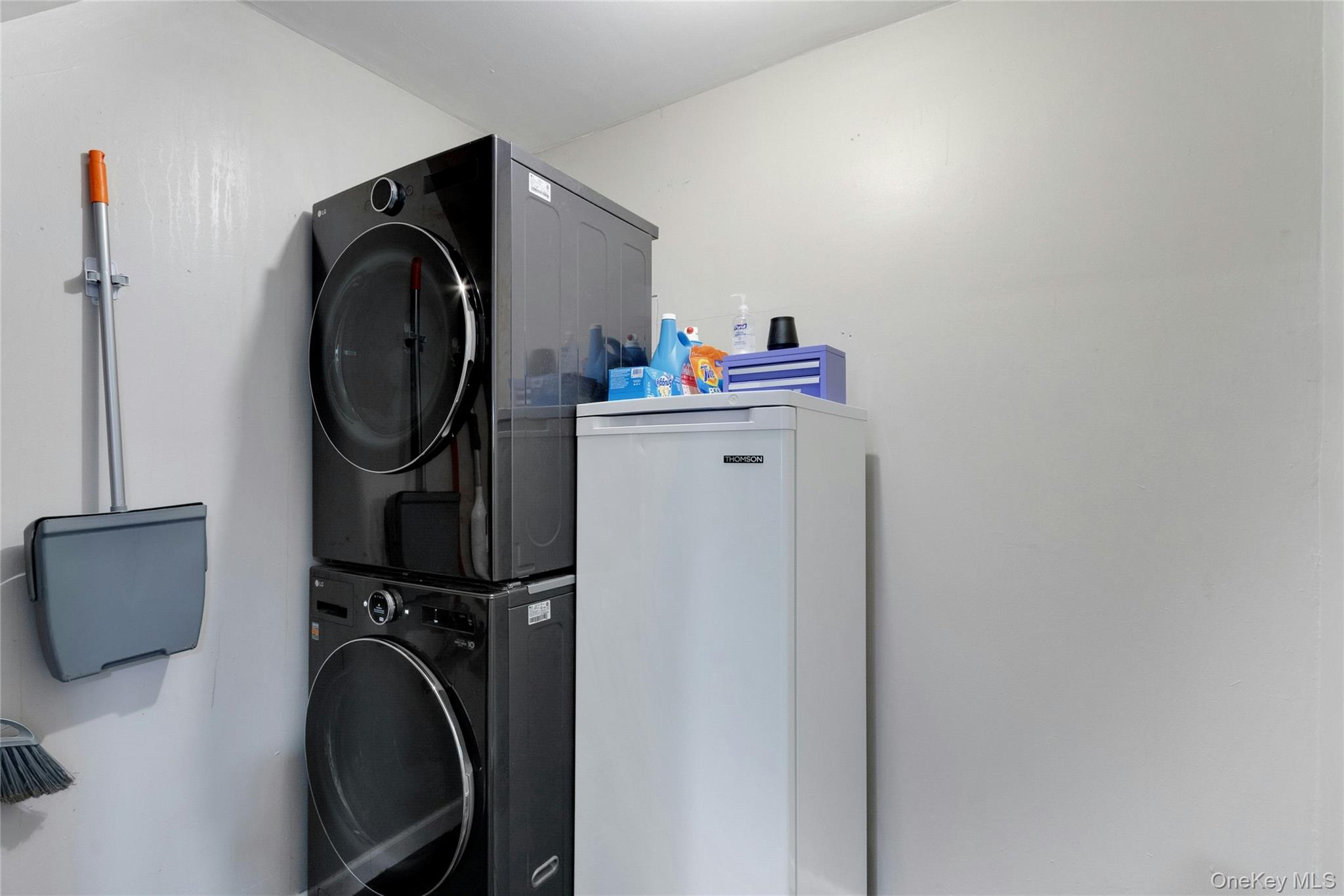 34 Elizabeth Way Property Photo 17