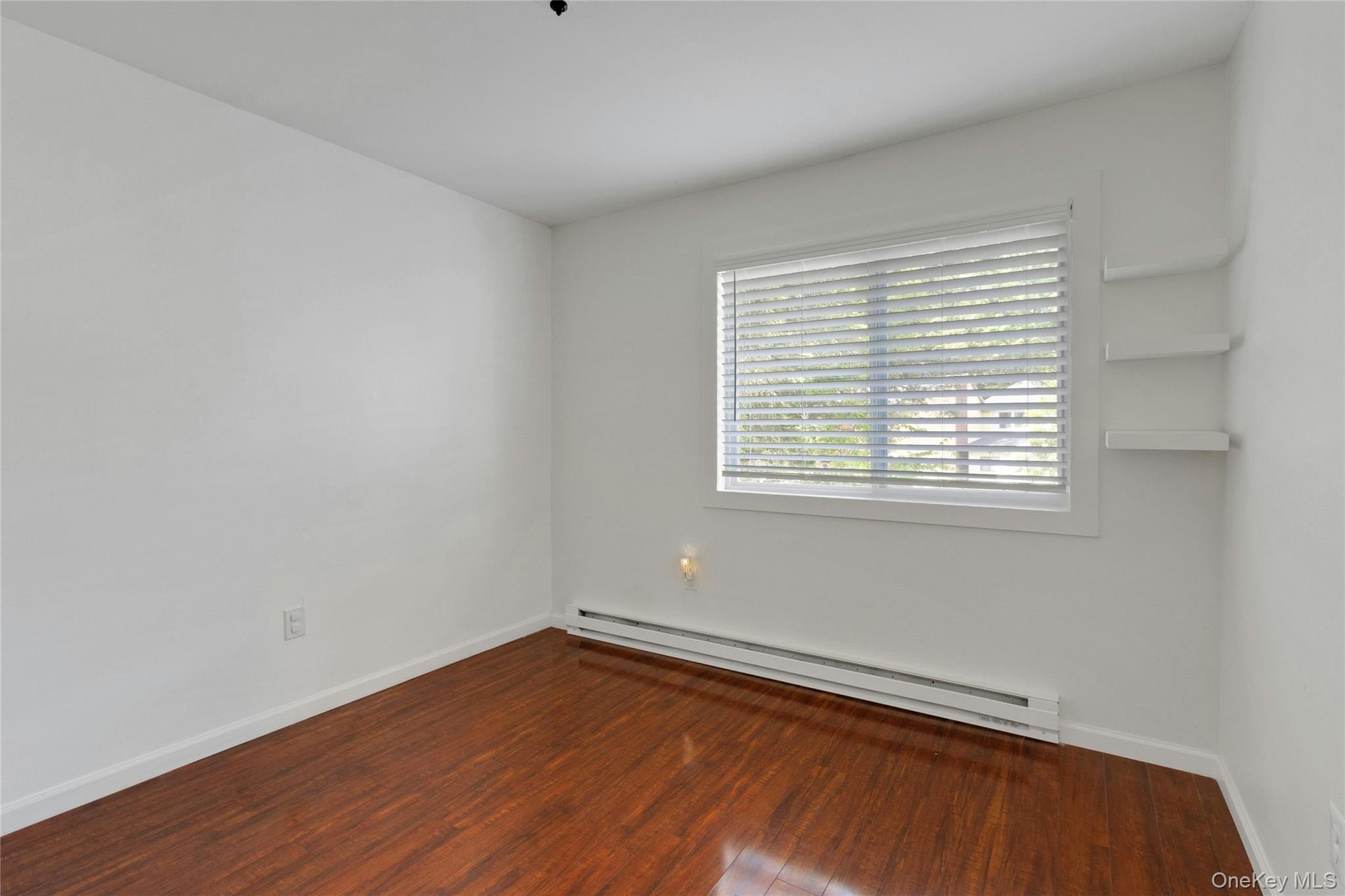 34 Elizabeth Way Property Photo 22