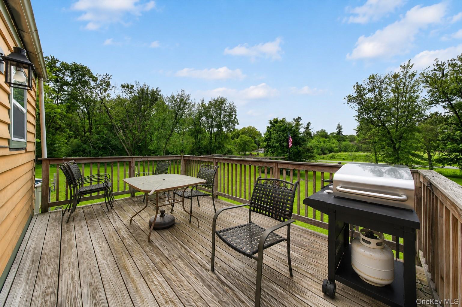 18 Mohin Park Property Photo 13