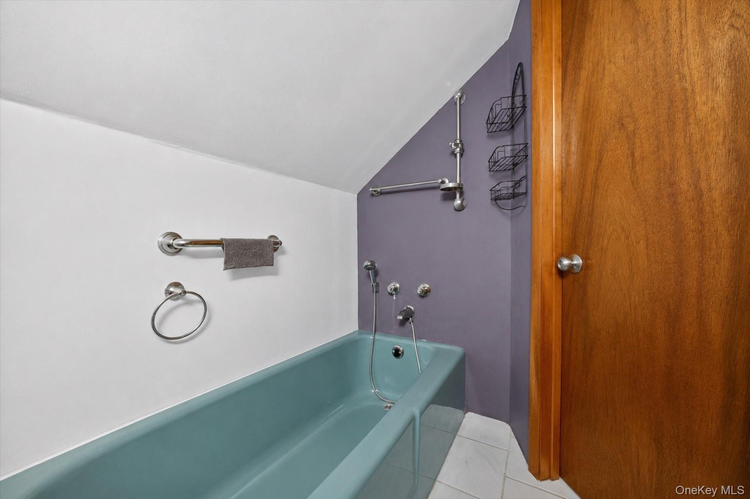 18 Mohin Park Property Photo 14