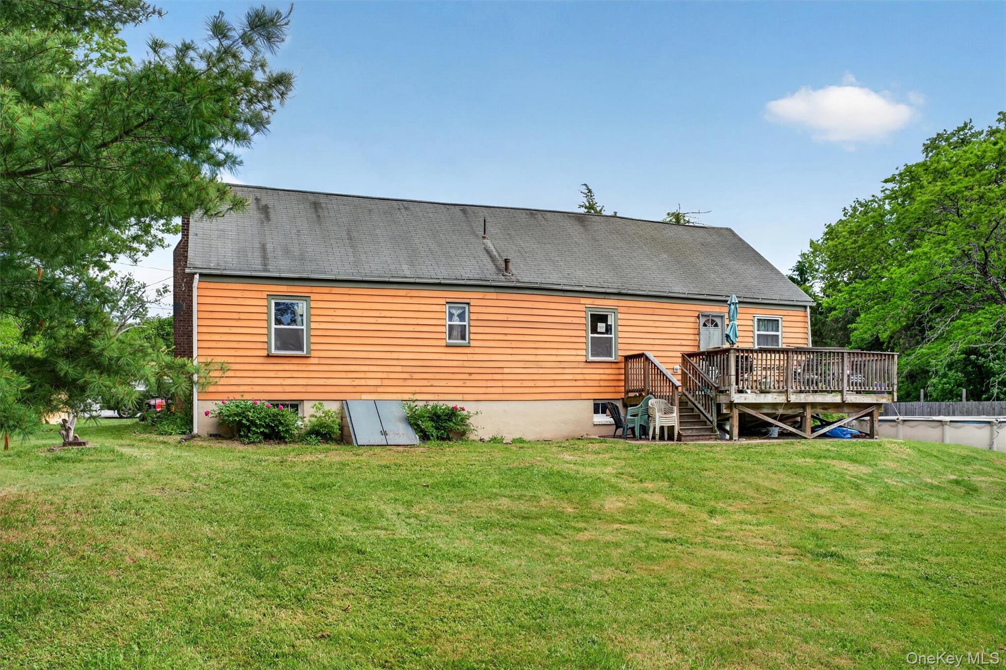18 Mohin Park Property Photo 15