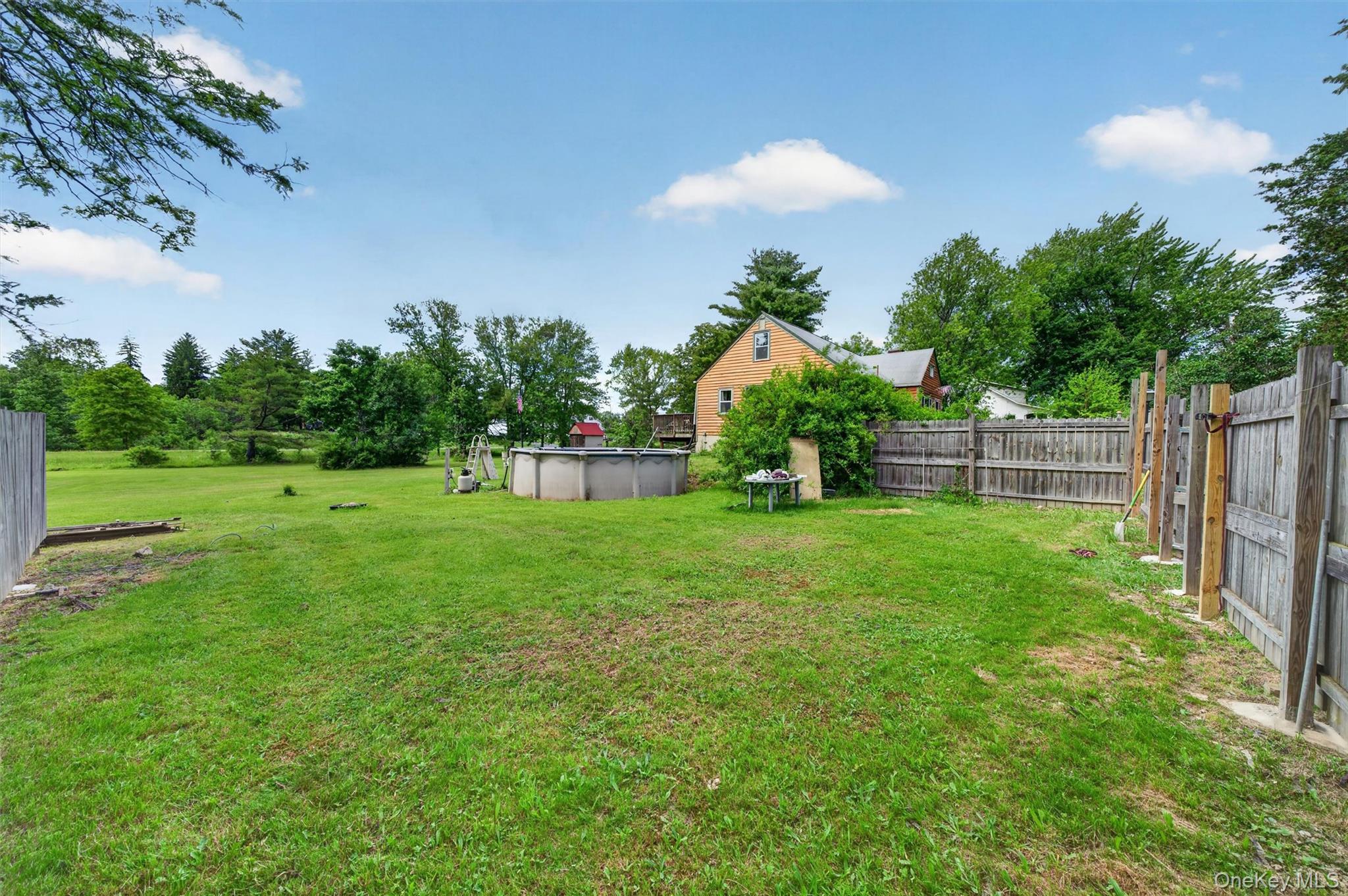 18 Mohin Park Property Photo 19