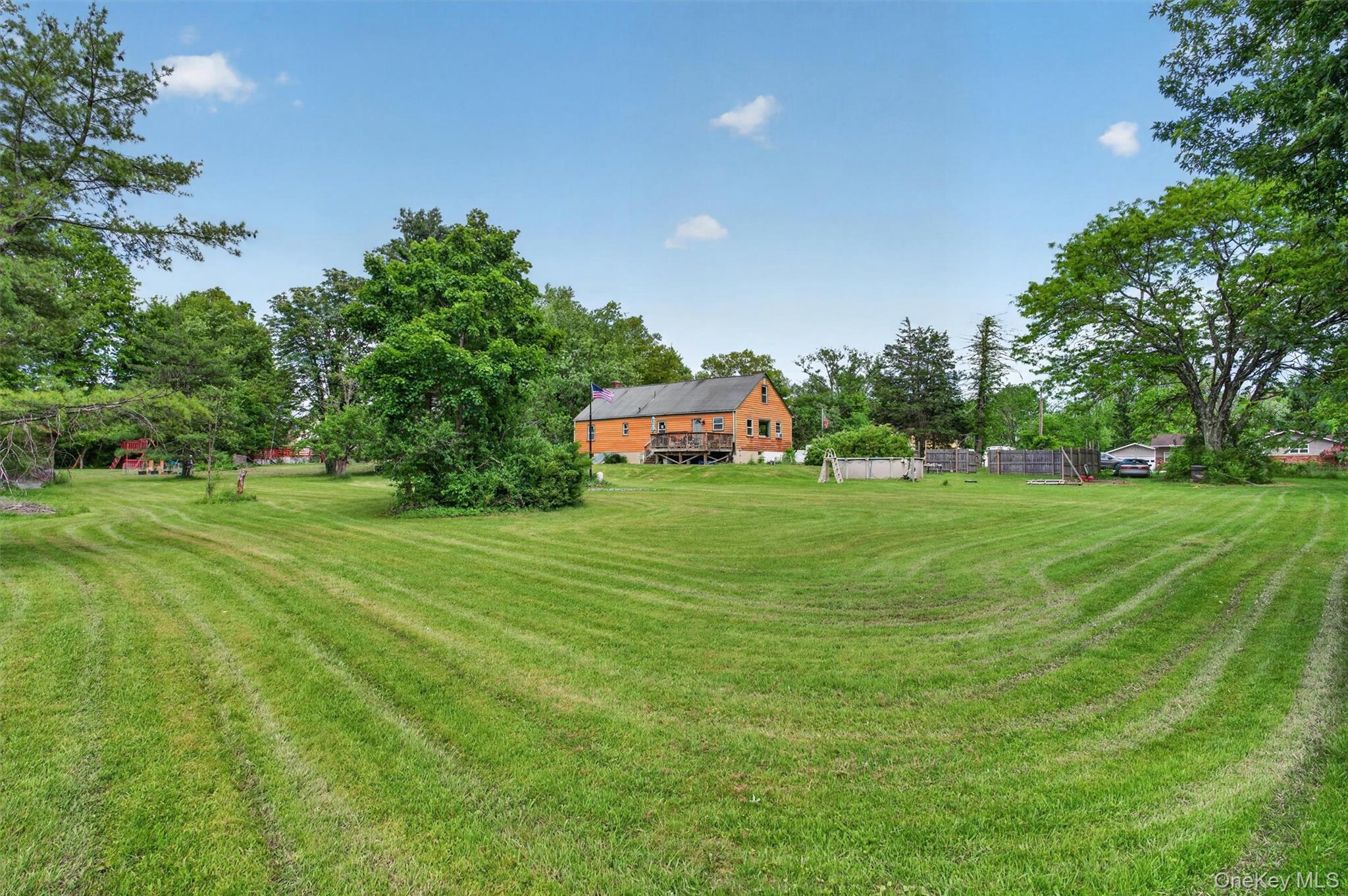 18 Mohin Park Property Photo 20
