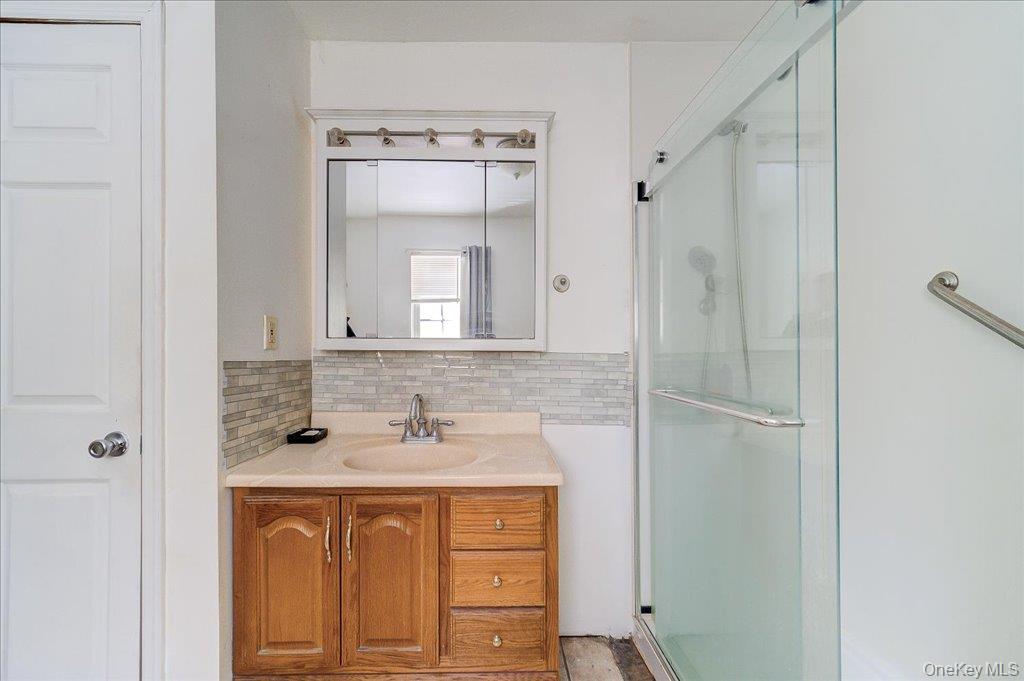 80 Jones Road Property Photo 18