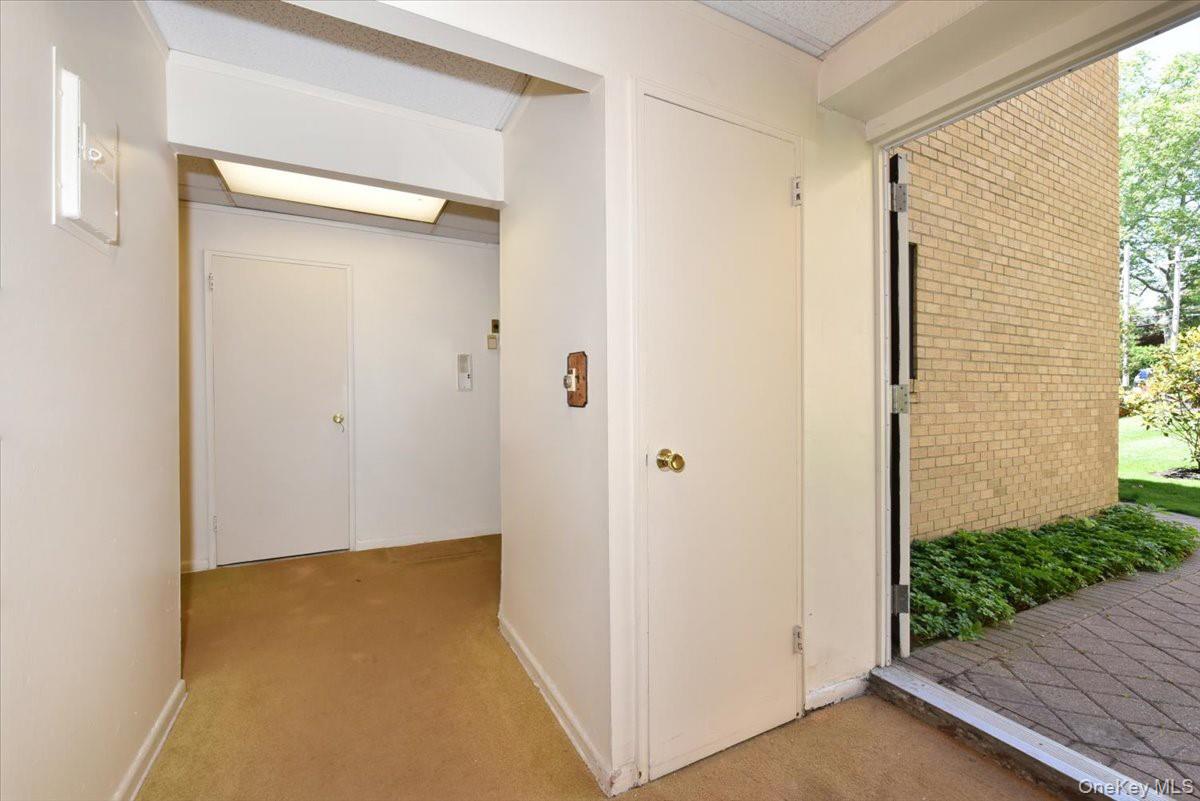 40 Stoner Avenue 01 Property Photo 7