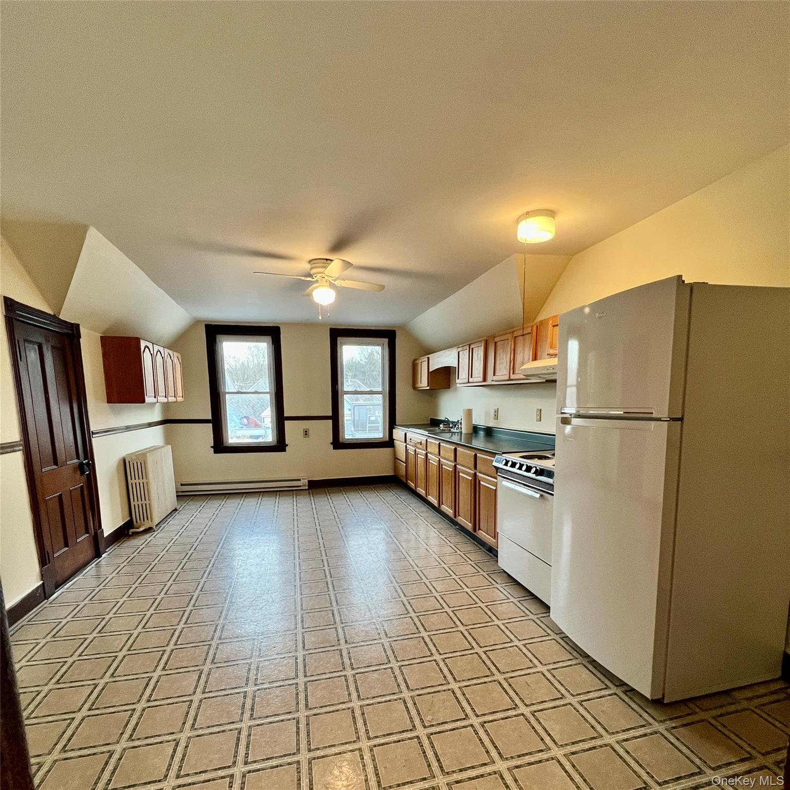 32 Parkway 3a Property Photo 5