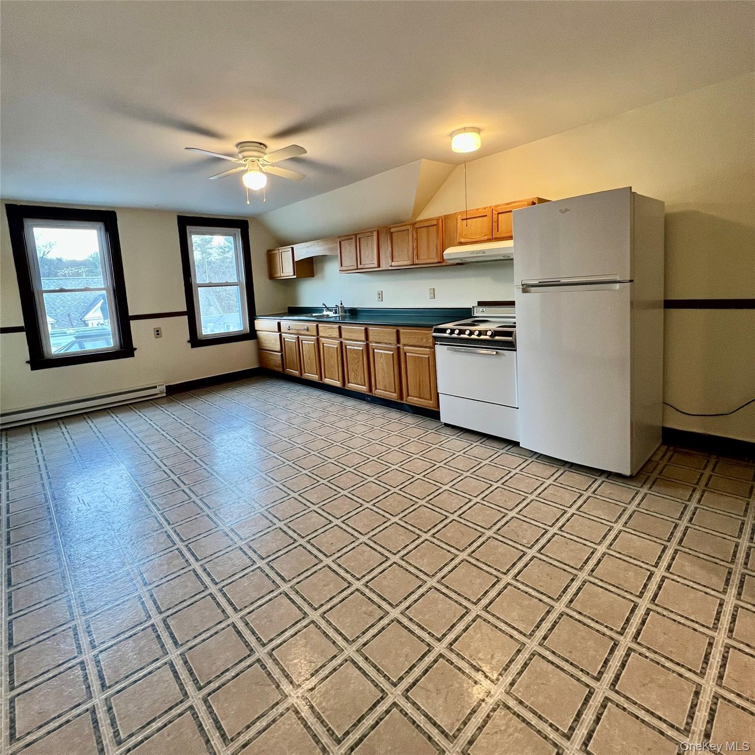 32 Parkway 3a Property Photo 6