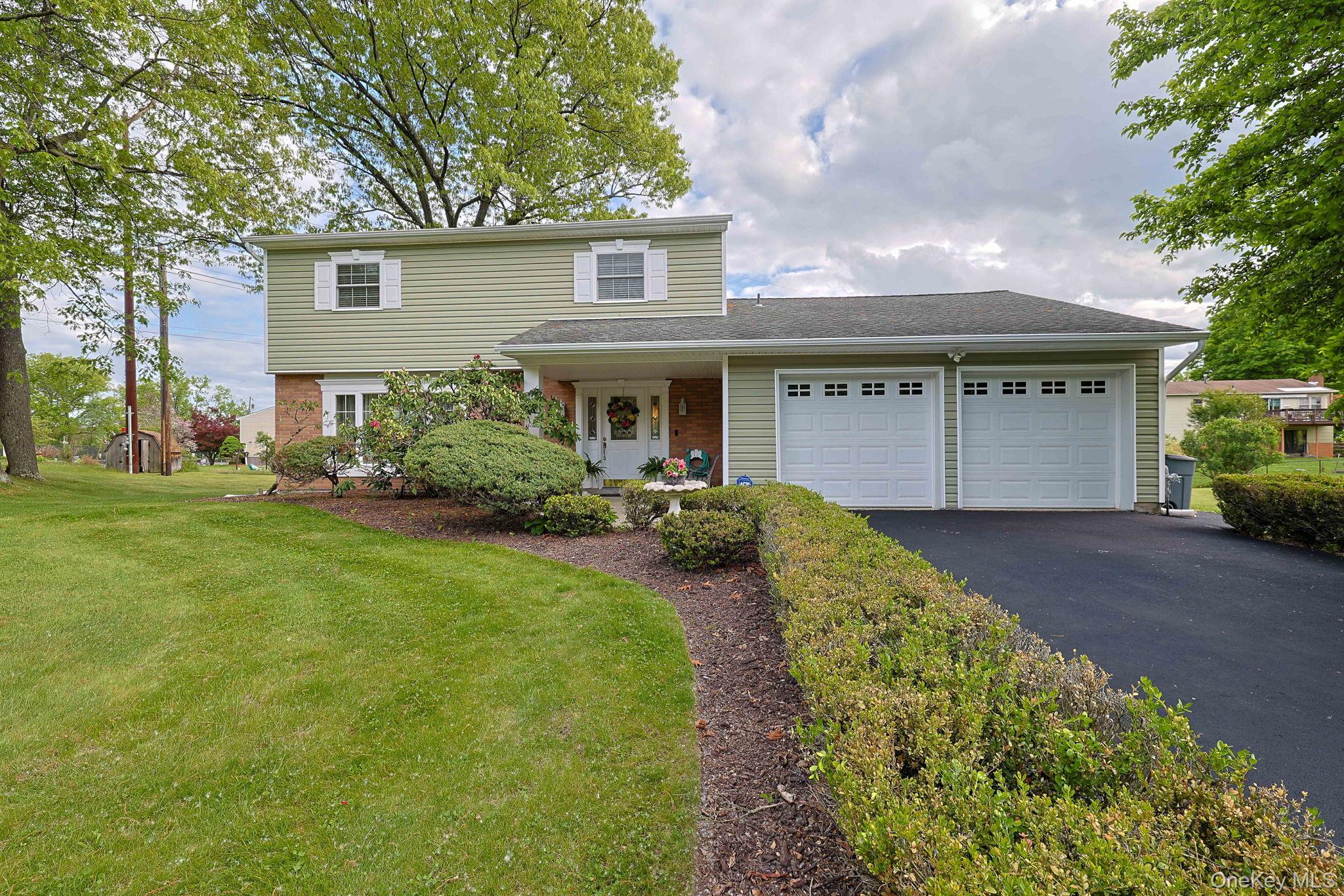 7 San Giacomo Drive Property Photo 1