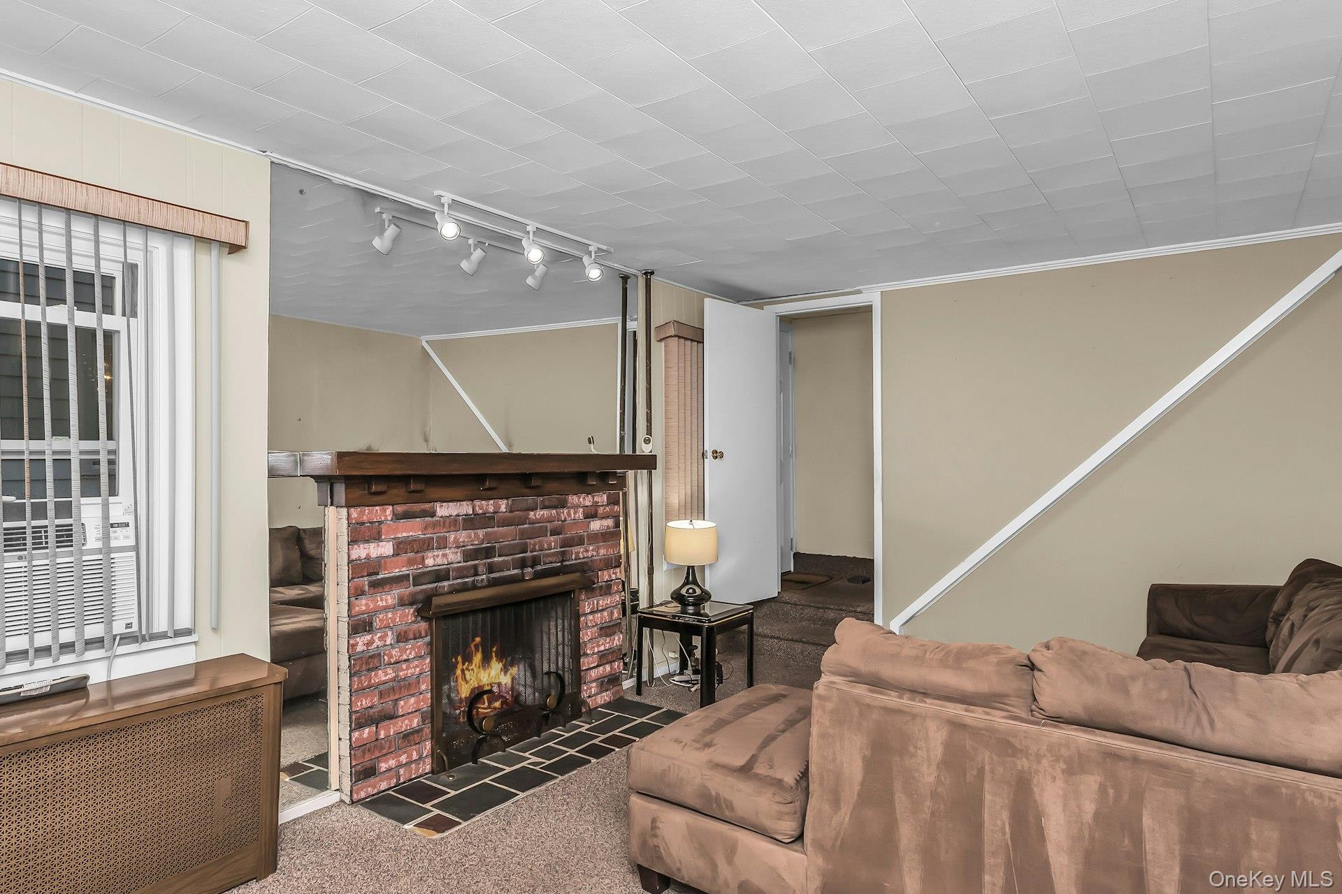 140 Rockaway Parkway Property Photo 4