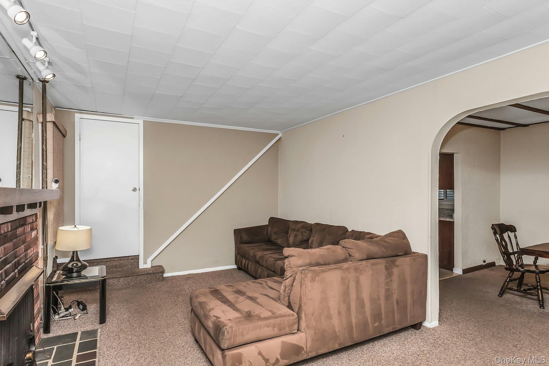 140 Rockaway Parkway Property Photo 5