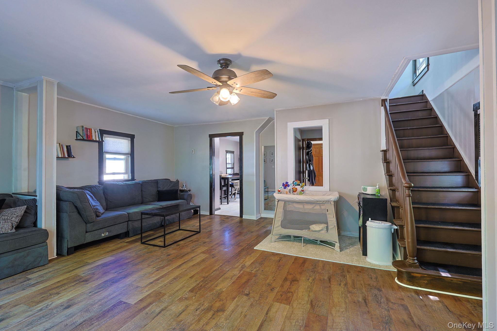 8 Randall Plaza Property Photo 6