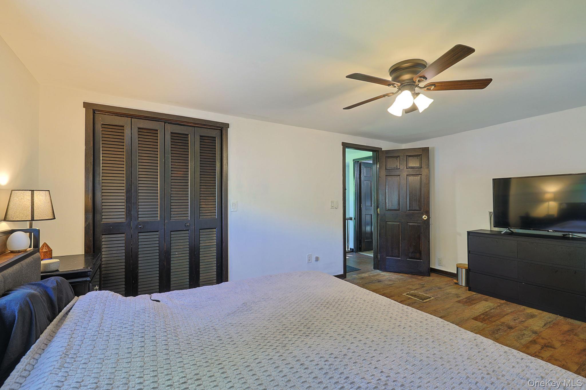 8 Randall Plaza Property Photo 10