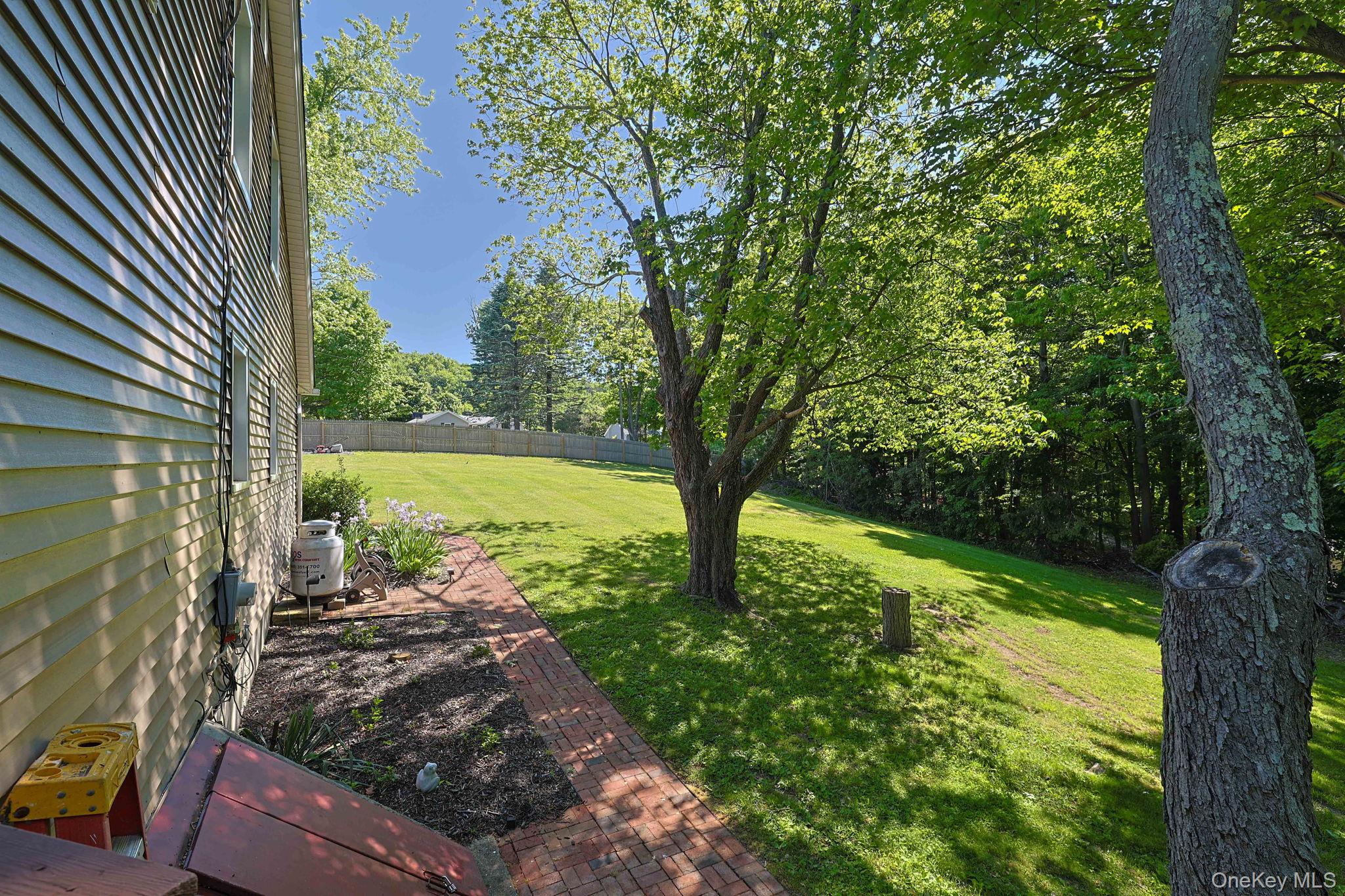 8 Randall Plaza Property Photo 13