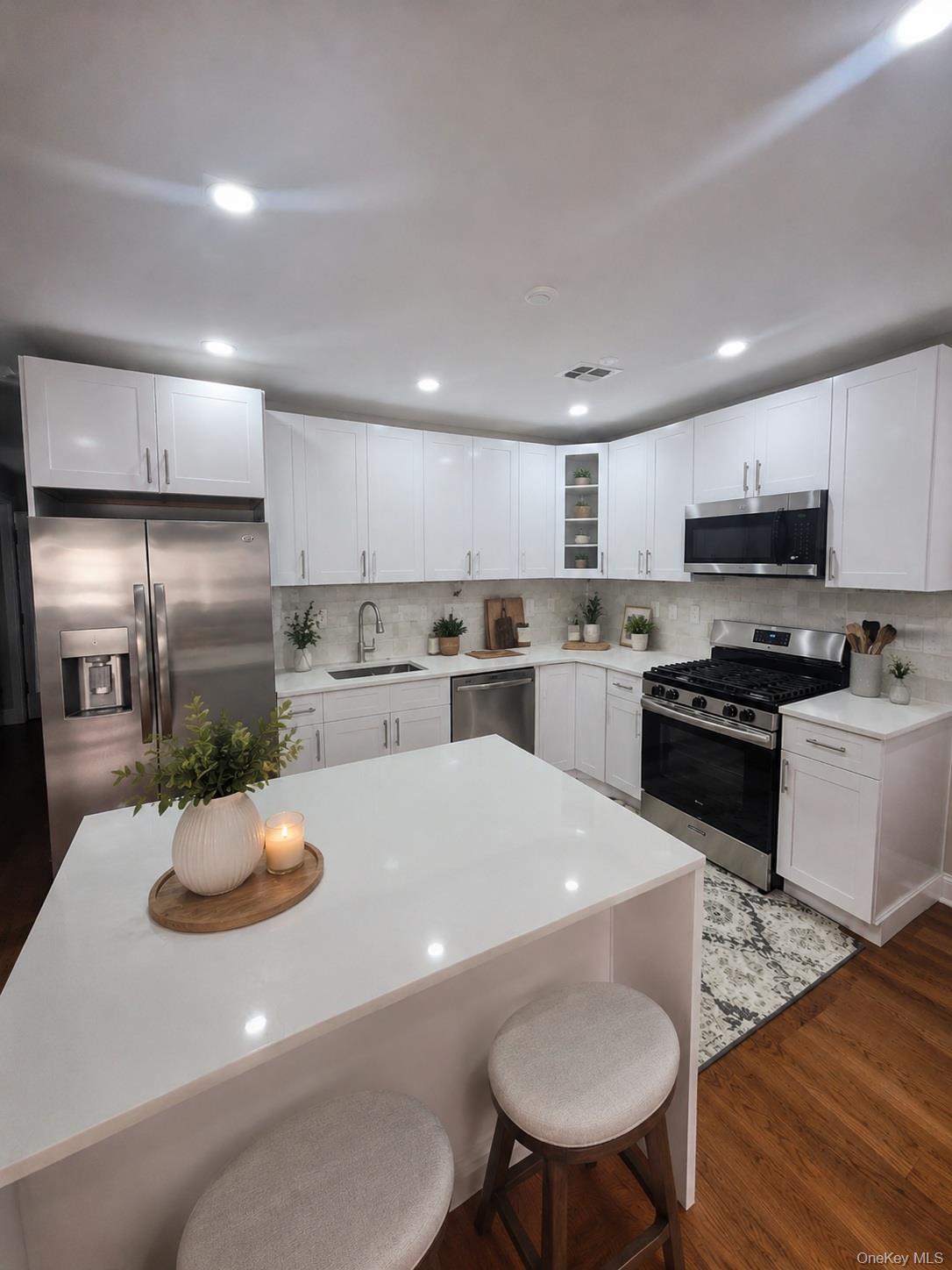 1724 New Haven Avenue Property Photo 8