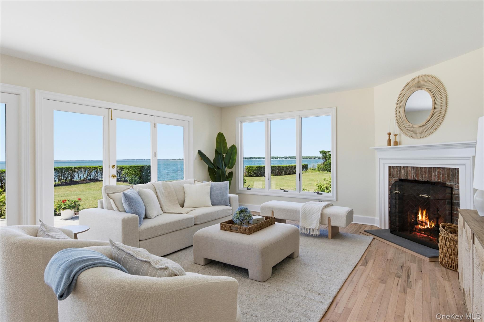 90 Peconic Avenue Property Photo 9