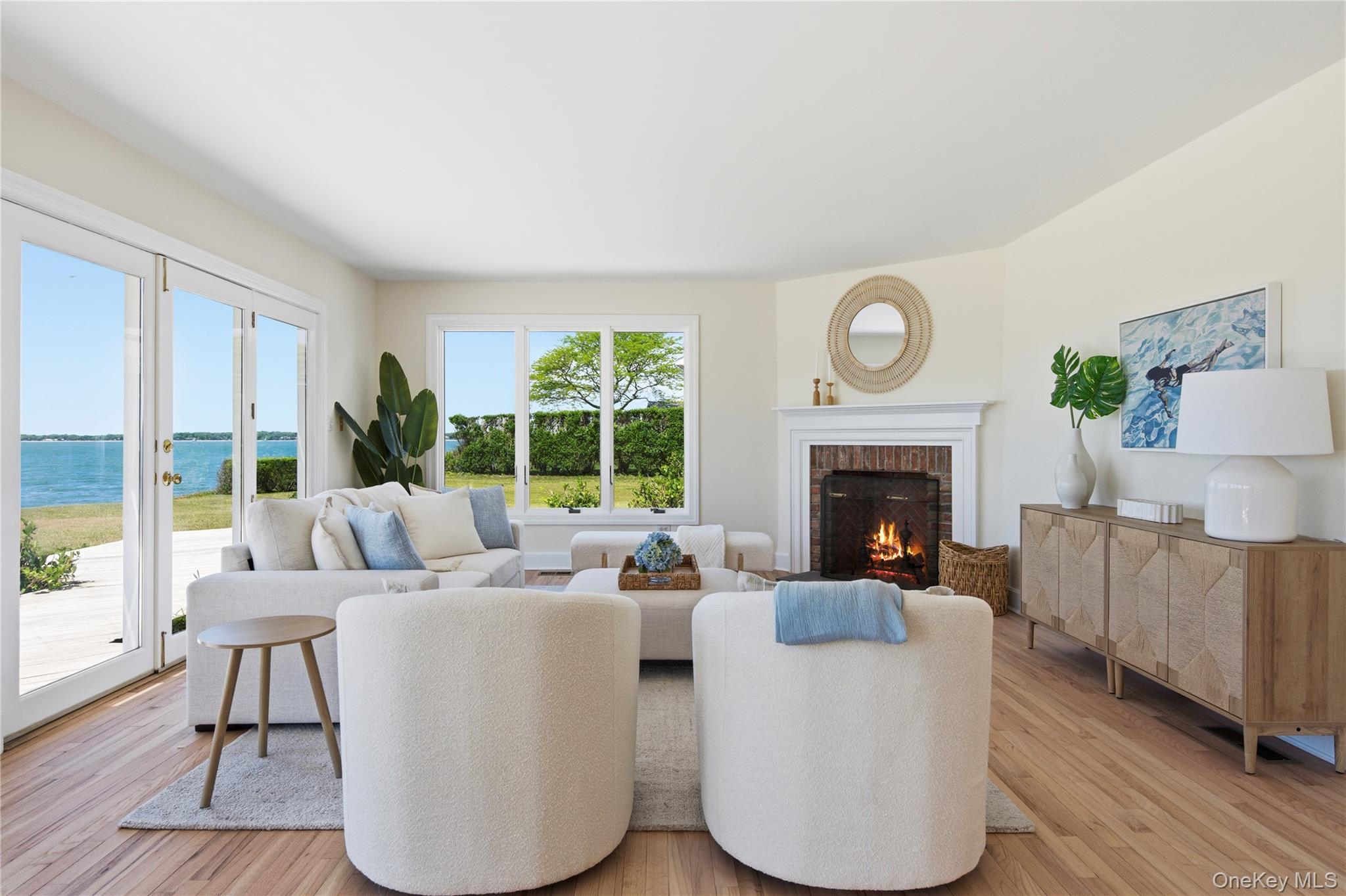 90 Peconic Avenue Property Photo 11