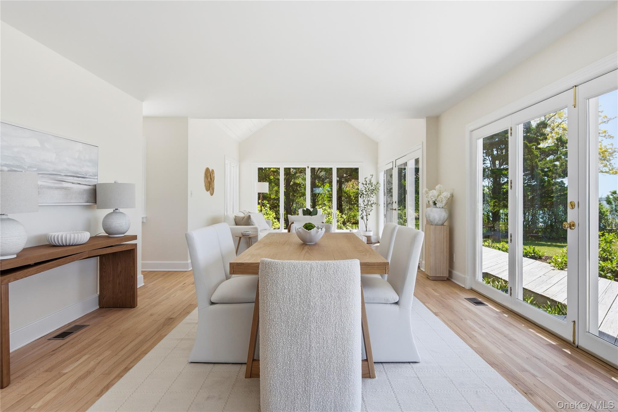 90 Peconic Avenue Property Photo 13
