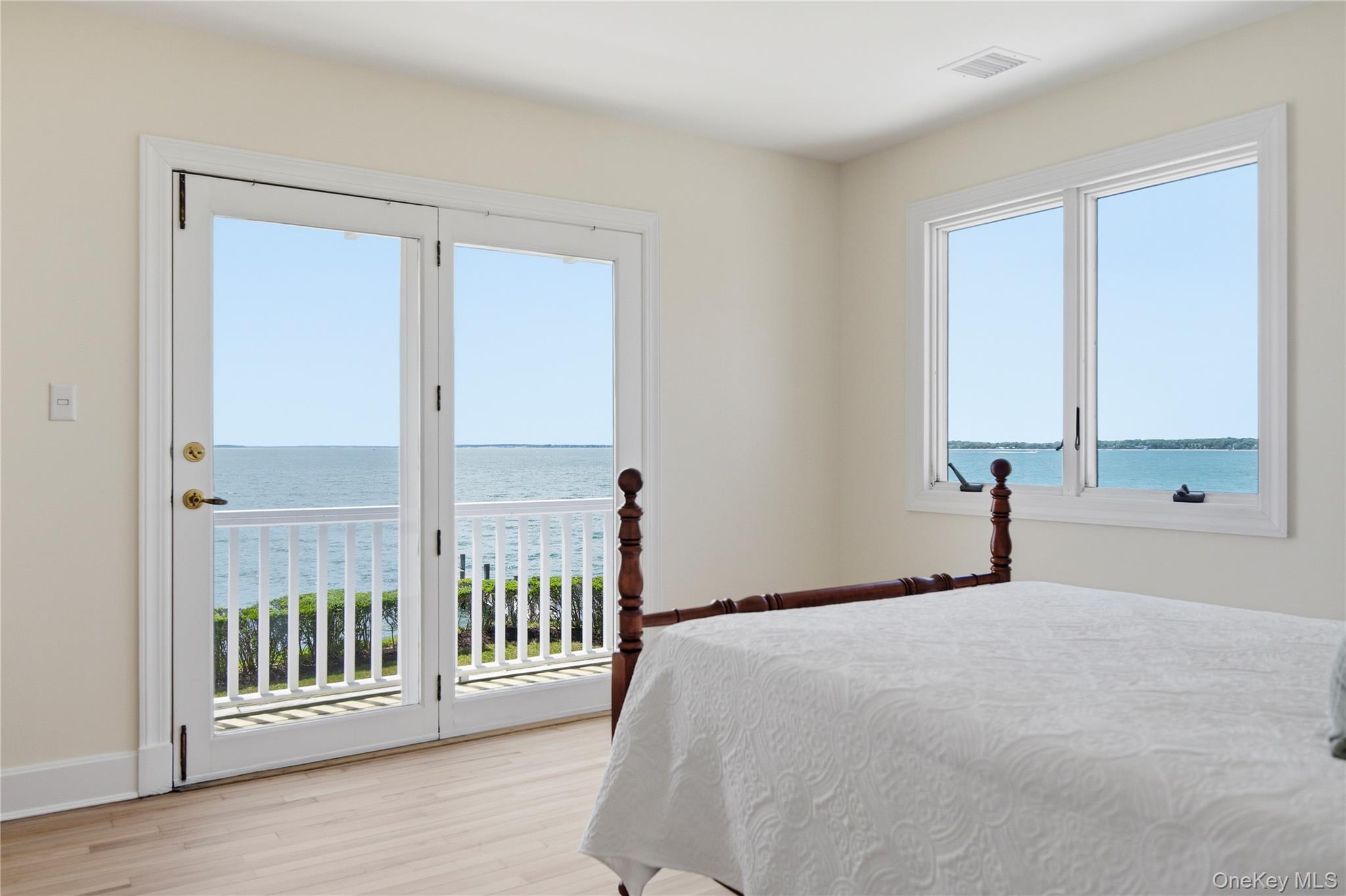 90 Peconic Avenue Property Photo 24