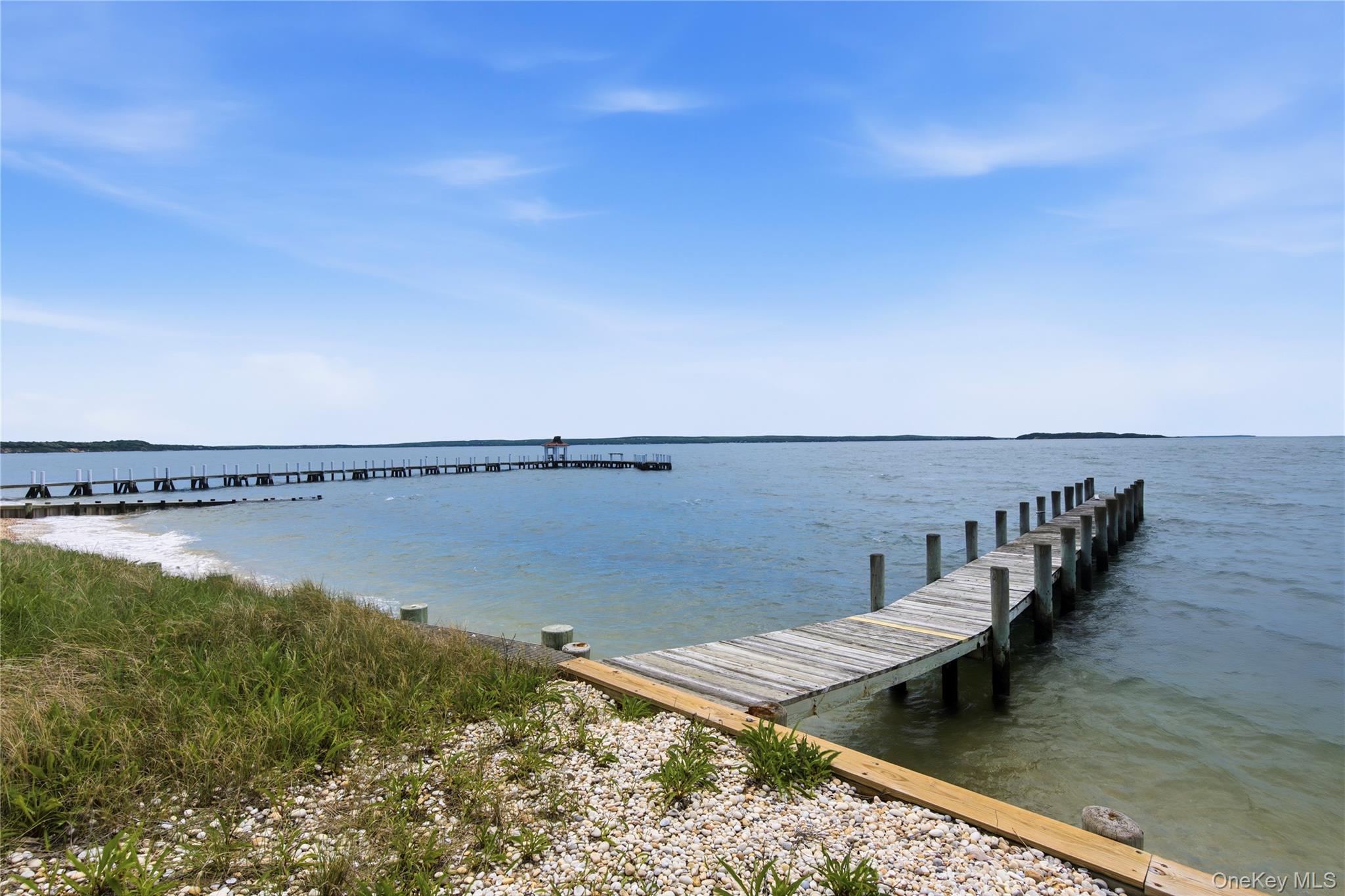 90 Peconic Avenue Property Photo 34
