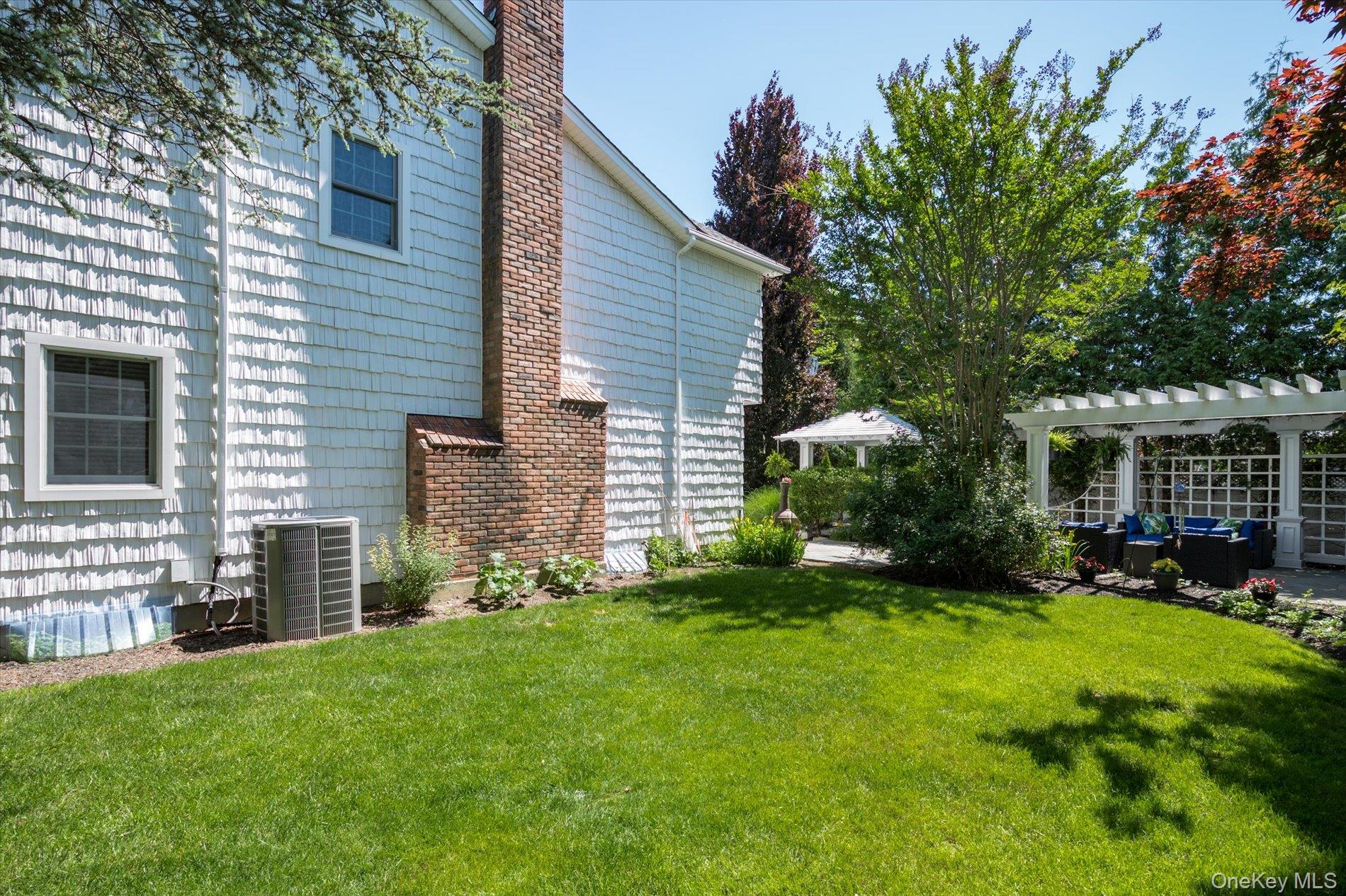 26 Quaker Lane Property Photo 30