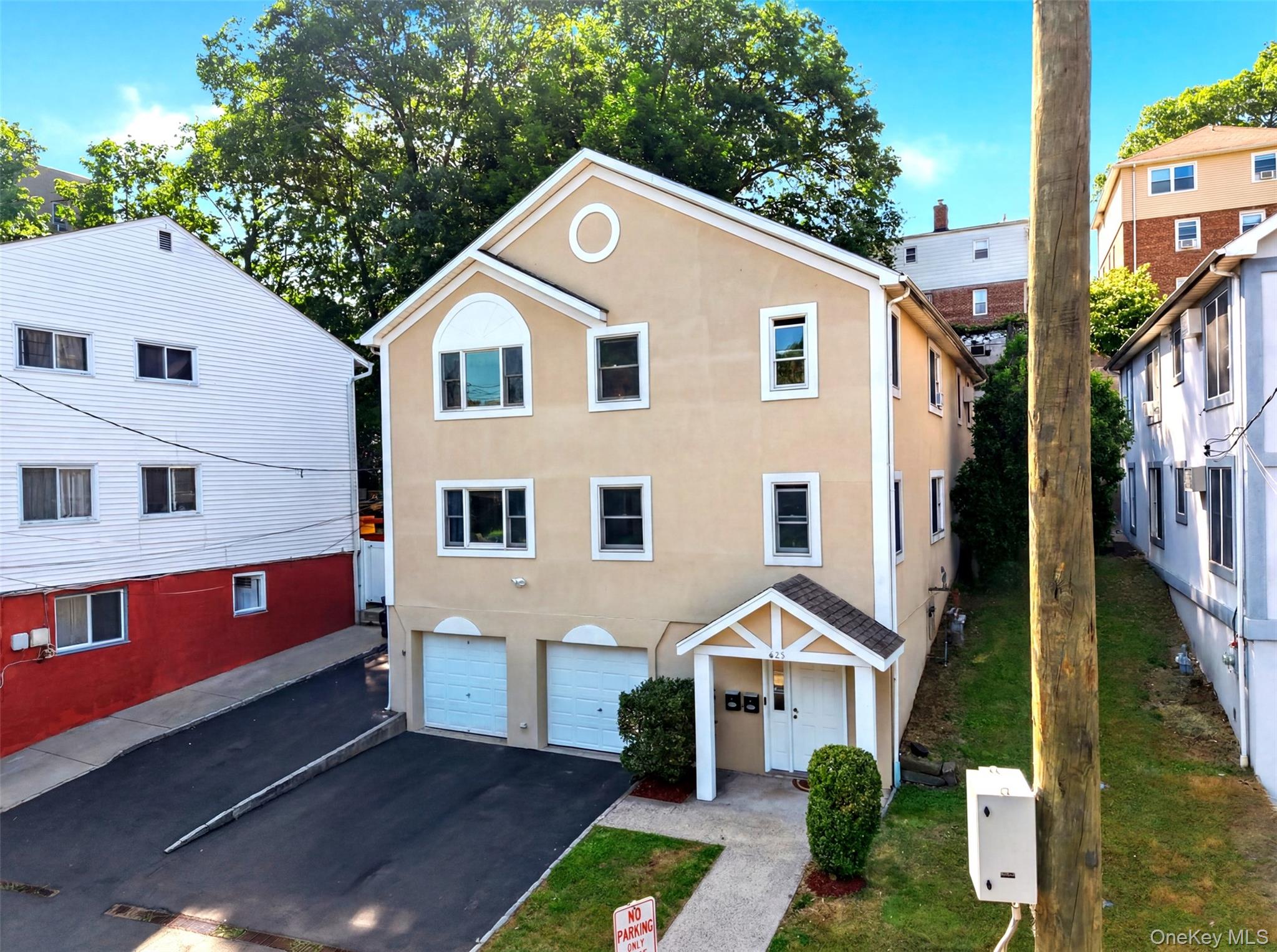 235 Bronx River Road Property Photo 2
