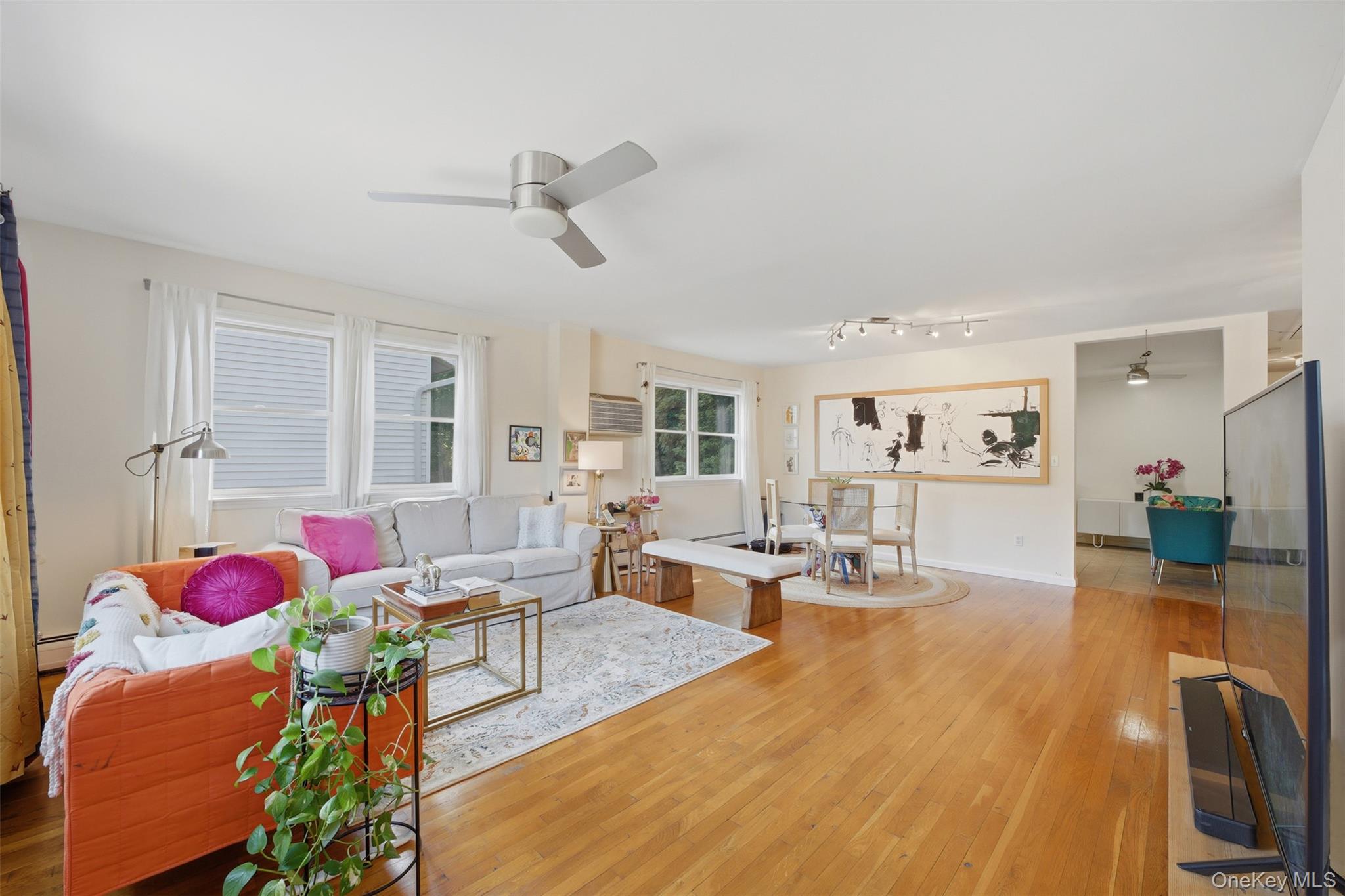 235 Bronx River Road Property Photo 5