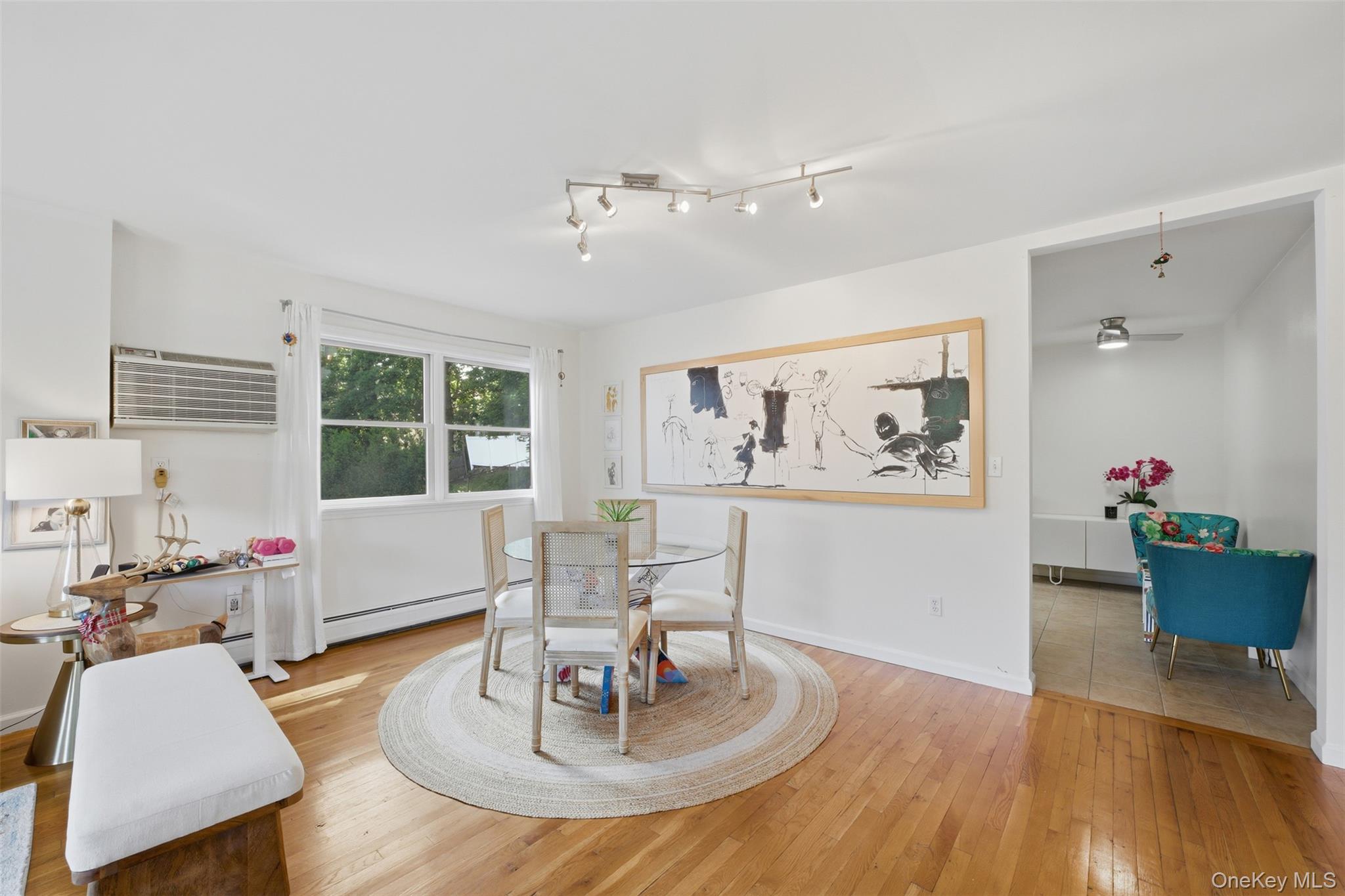 235 Bronx River Road Property Photo 6