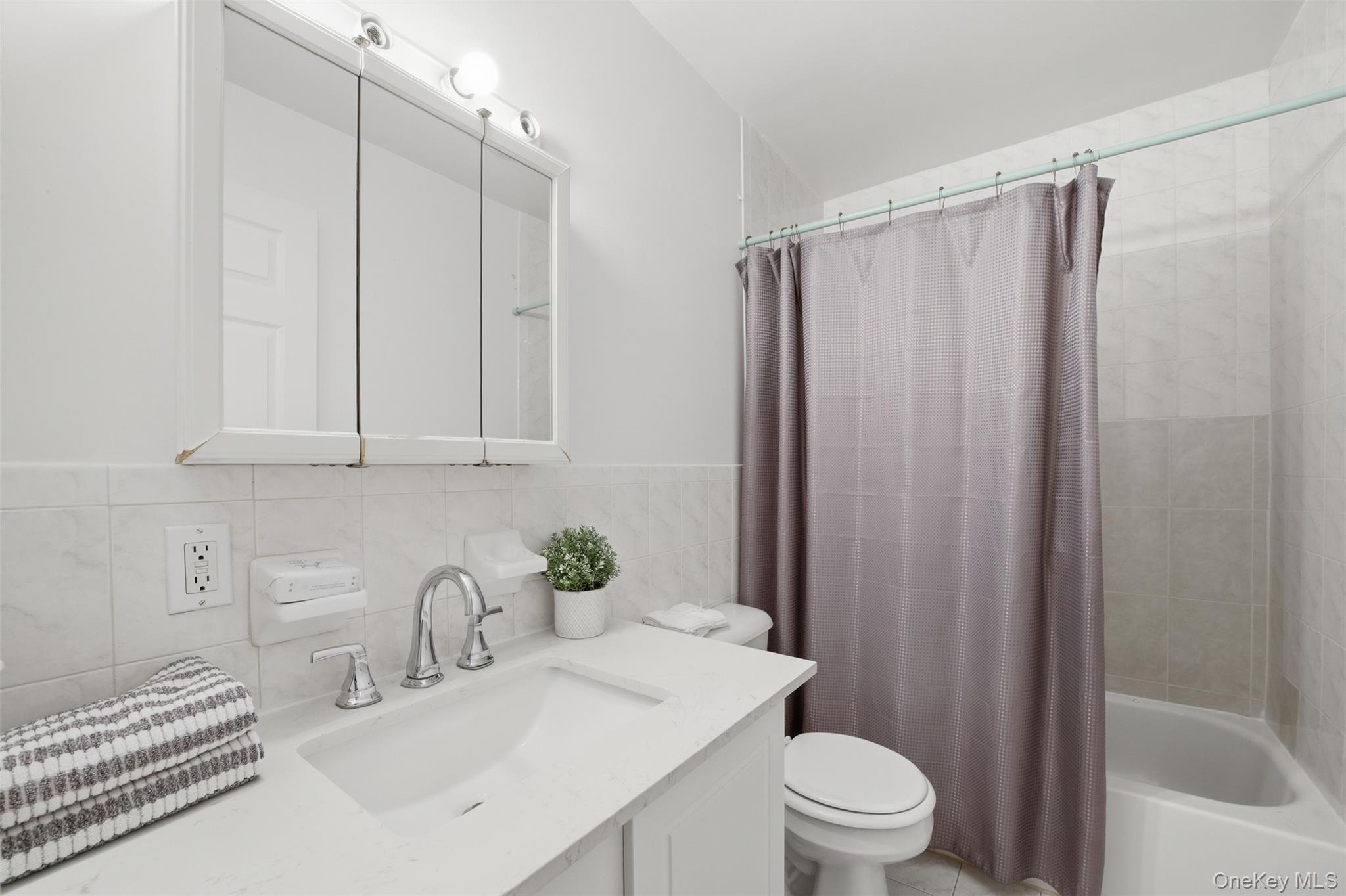 235 Bronx River Road Property Photo 30