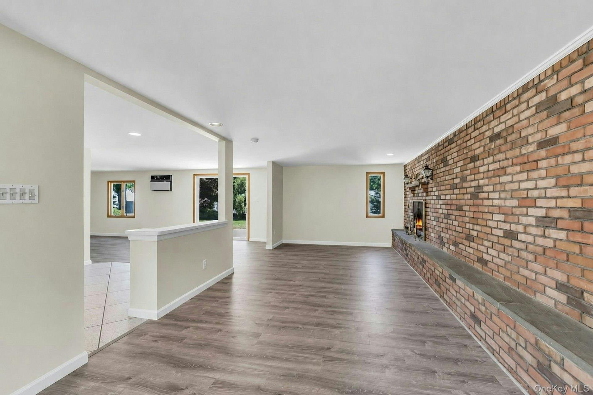 23 Campus Lane Property Photo 11