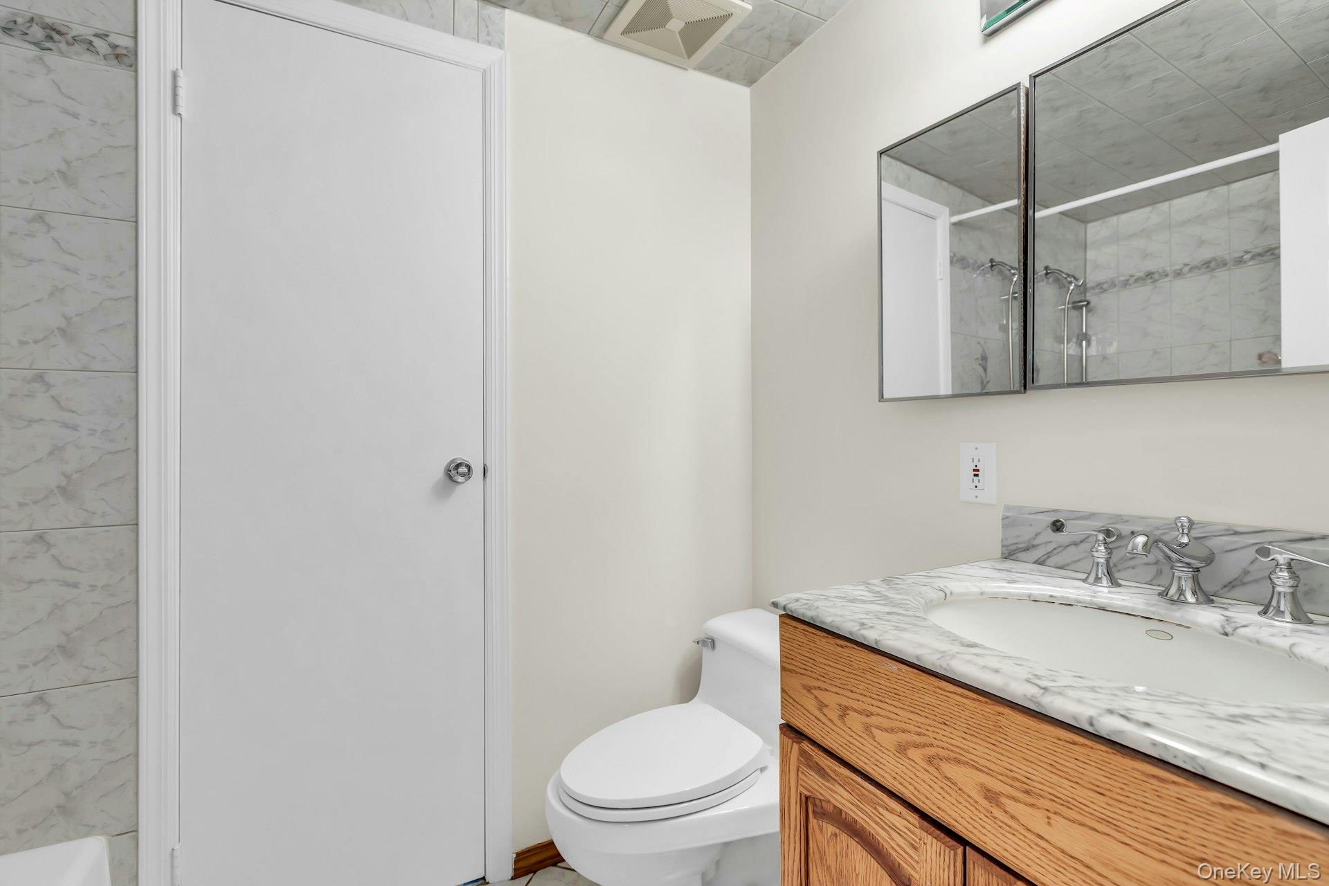 23 Campus Lane Property Photo 15
