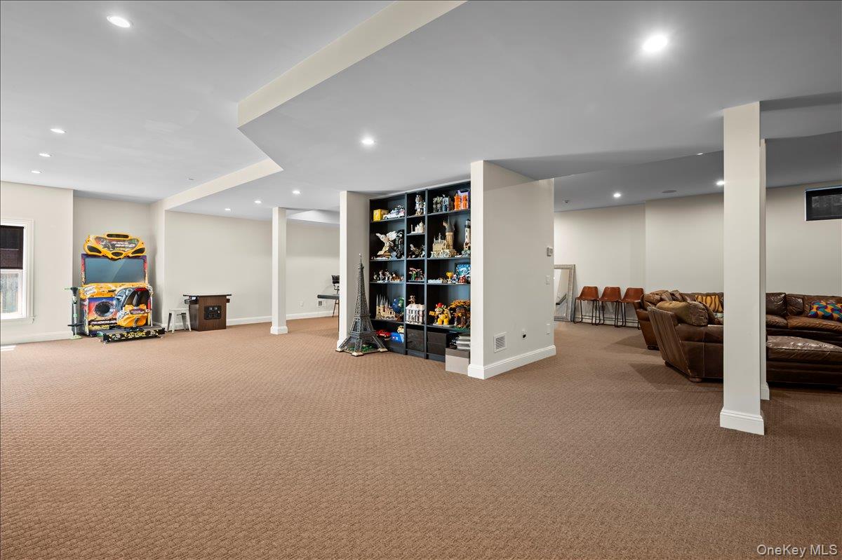 17 Riverton Drive Property Photo 36