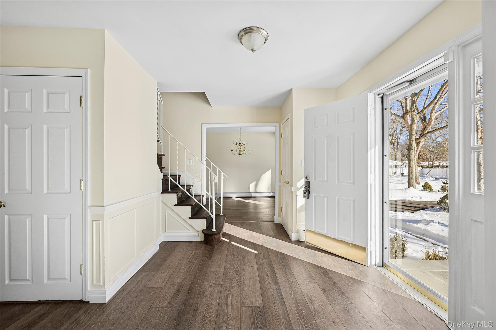 17 Montclair Street Property Photo 12