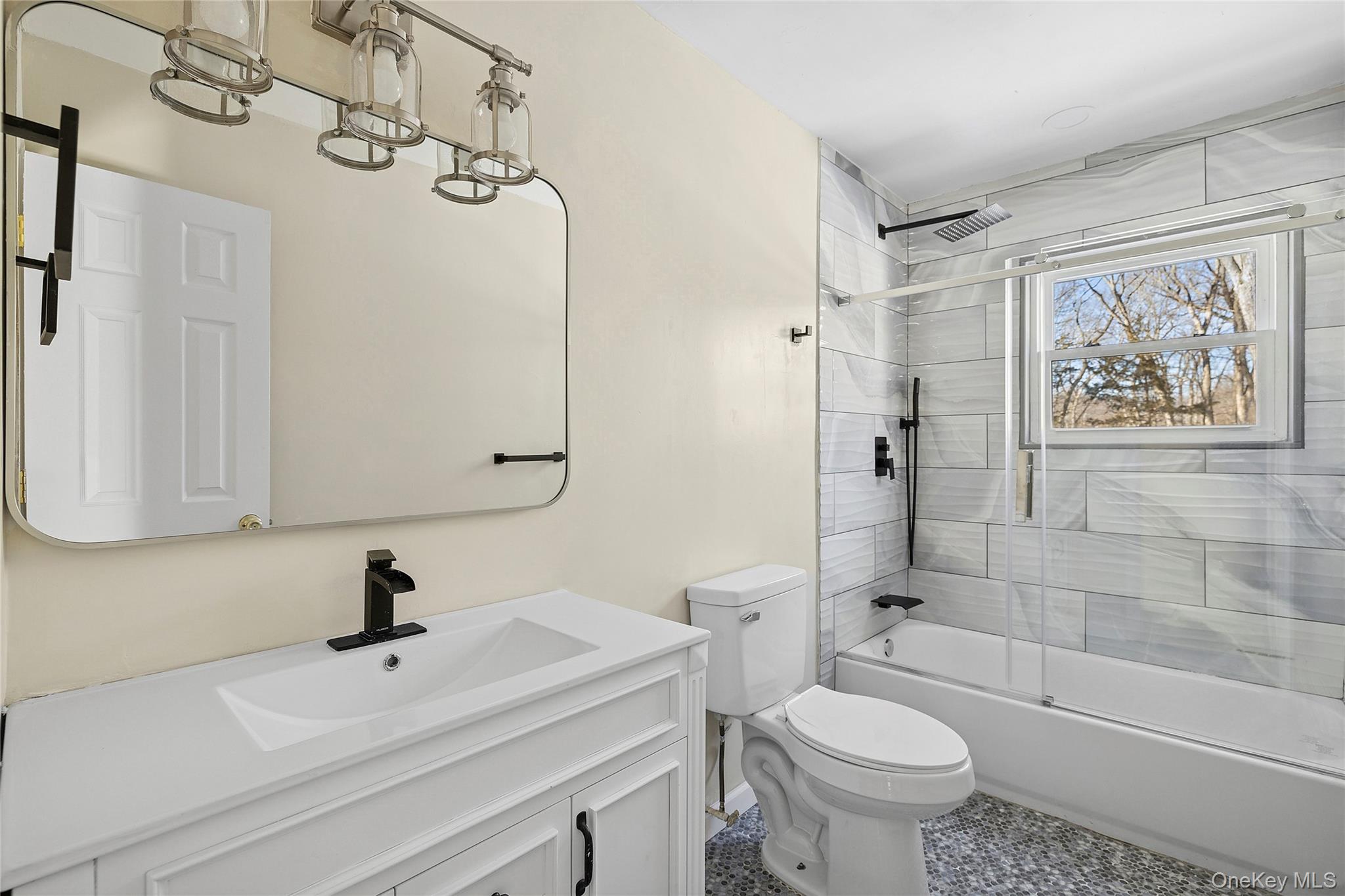 17 Montclair Street Property Photo 22