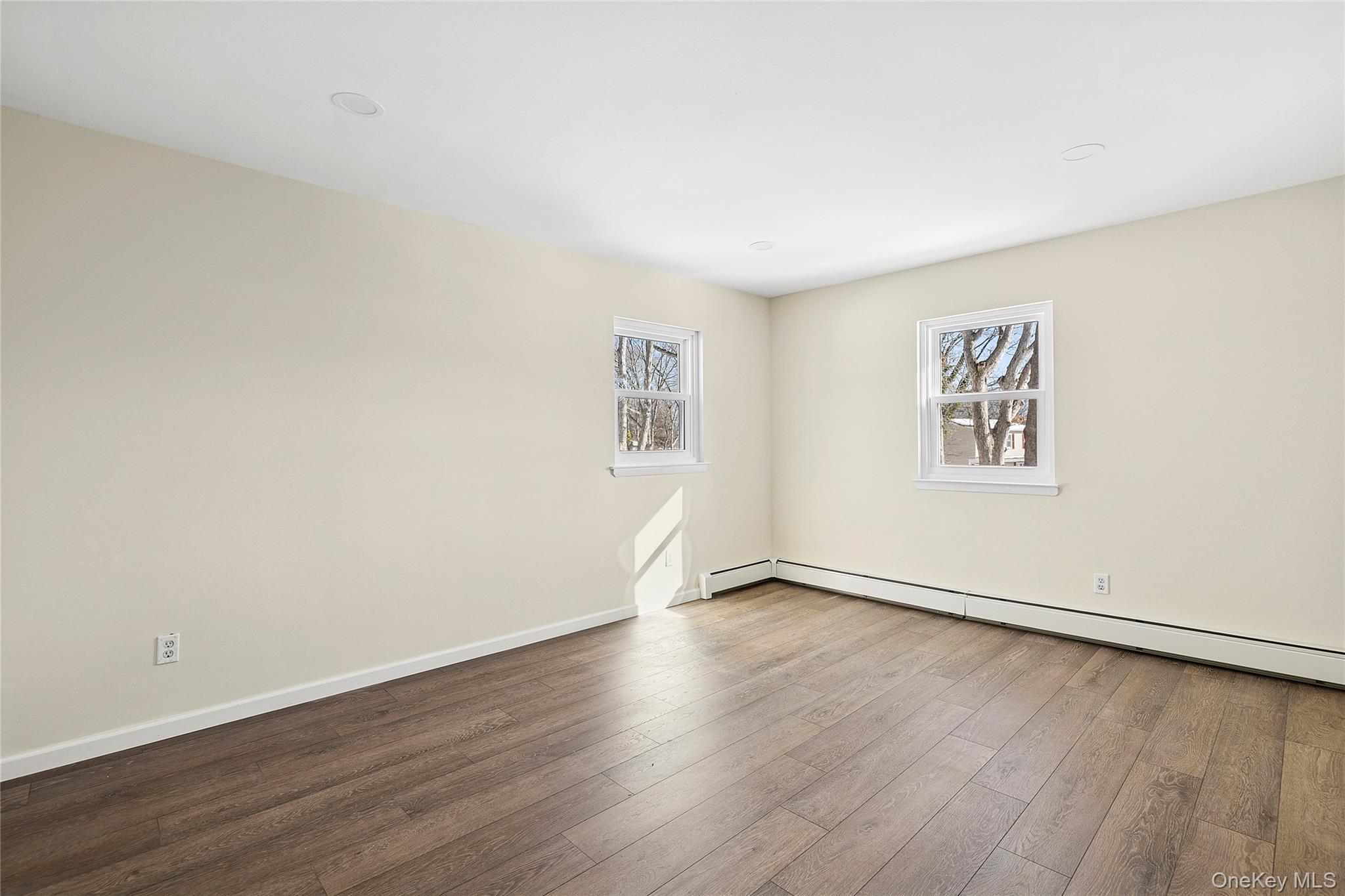 17 Montclair Street Property Photo 24