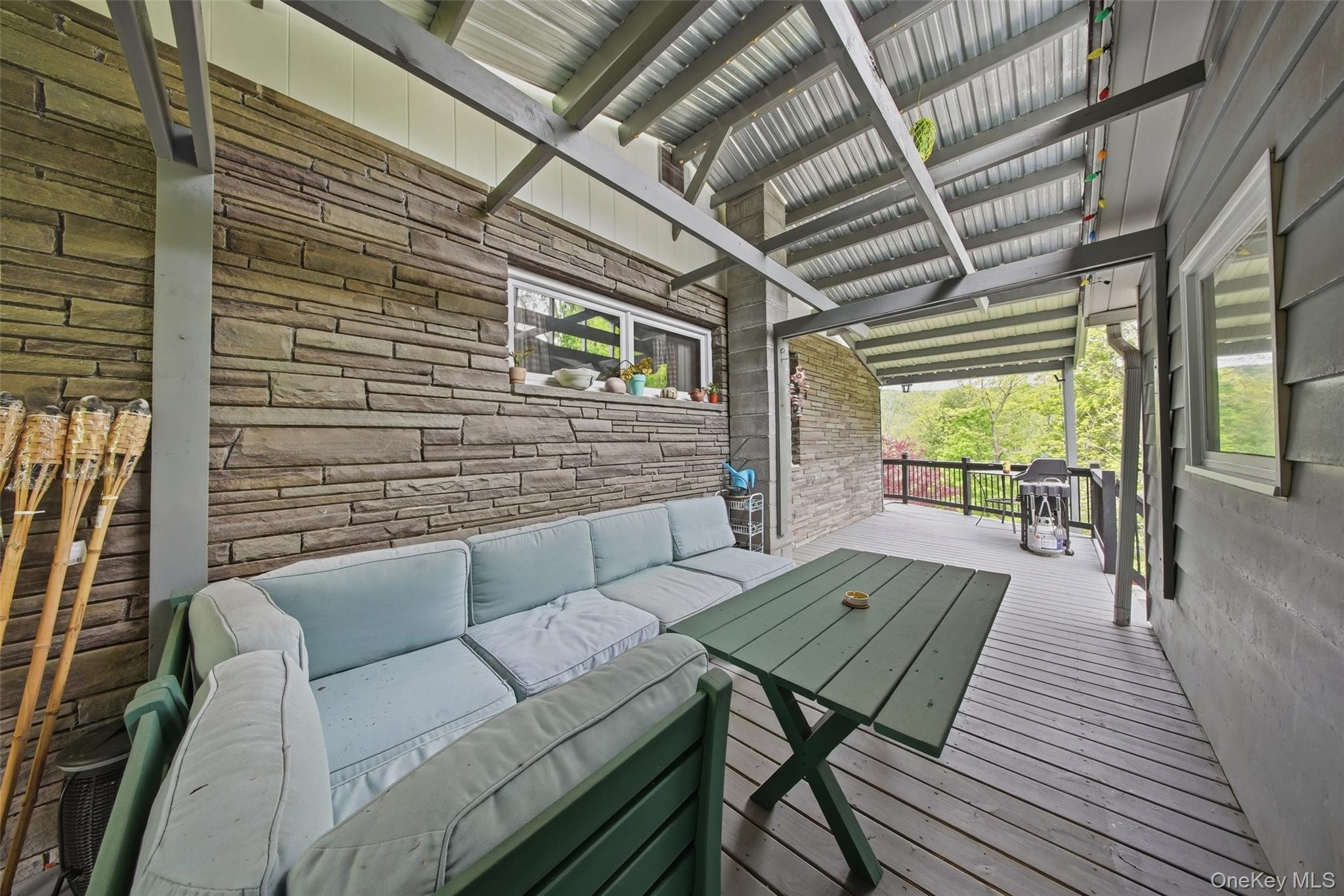 413 Pennsylvania Avenue Property Photo 23