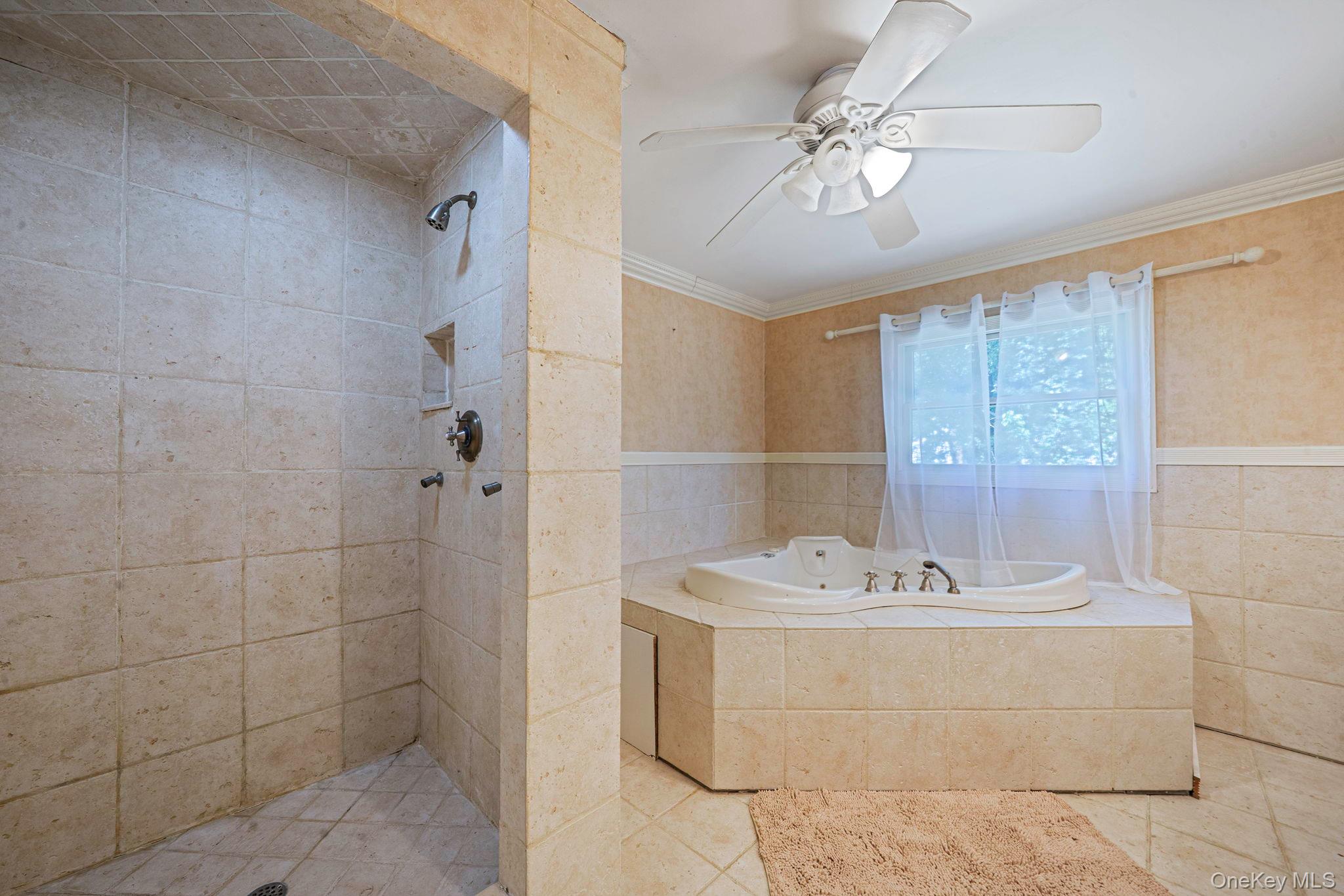612 Blue Point Road Property Photo 17