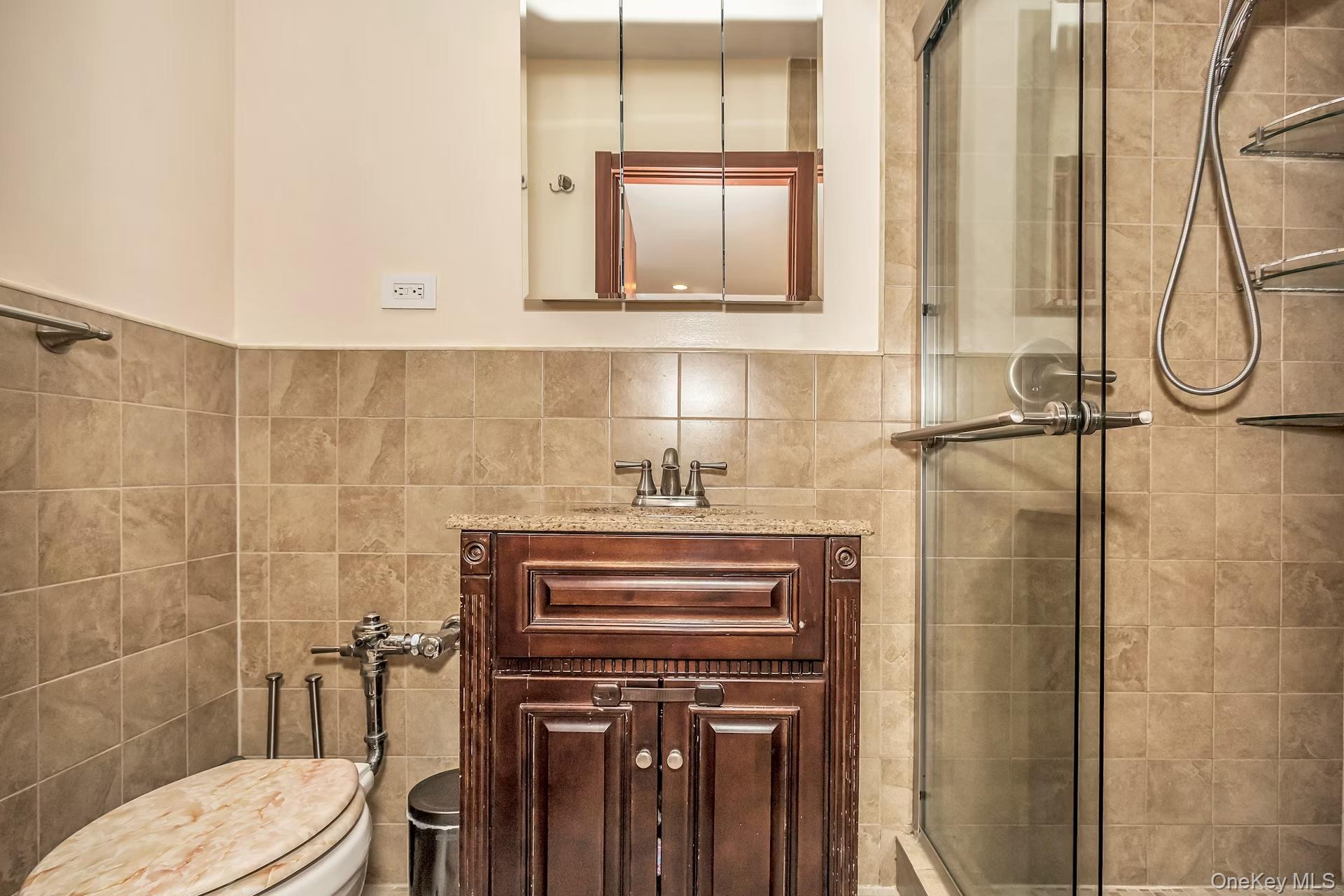 102-55 67th Drive 4k Property Photo 19