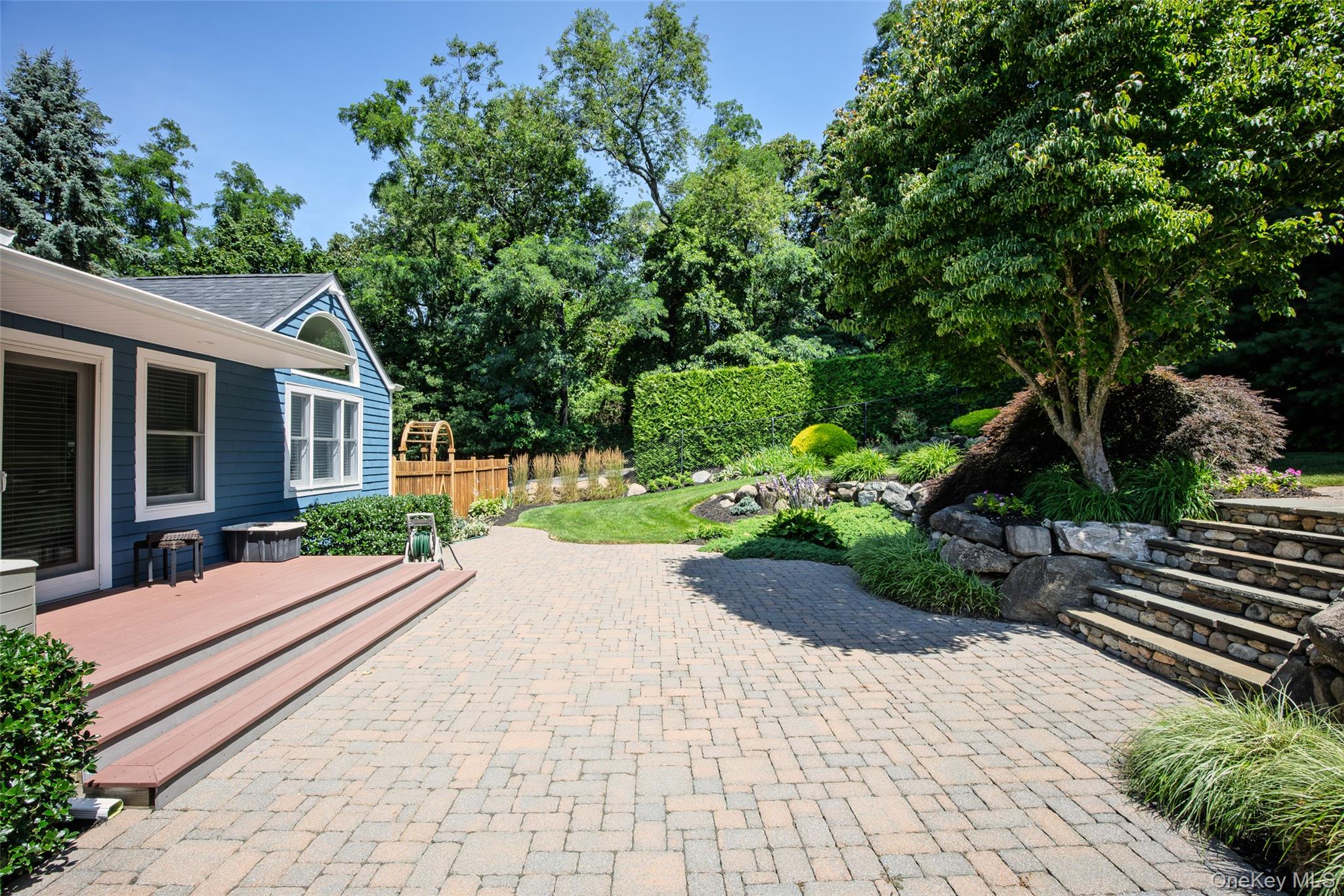 5 Soundview Drive Property Photo 15