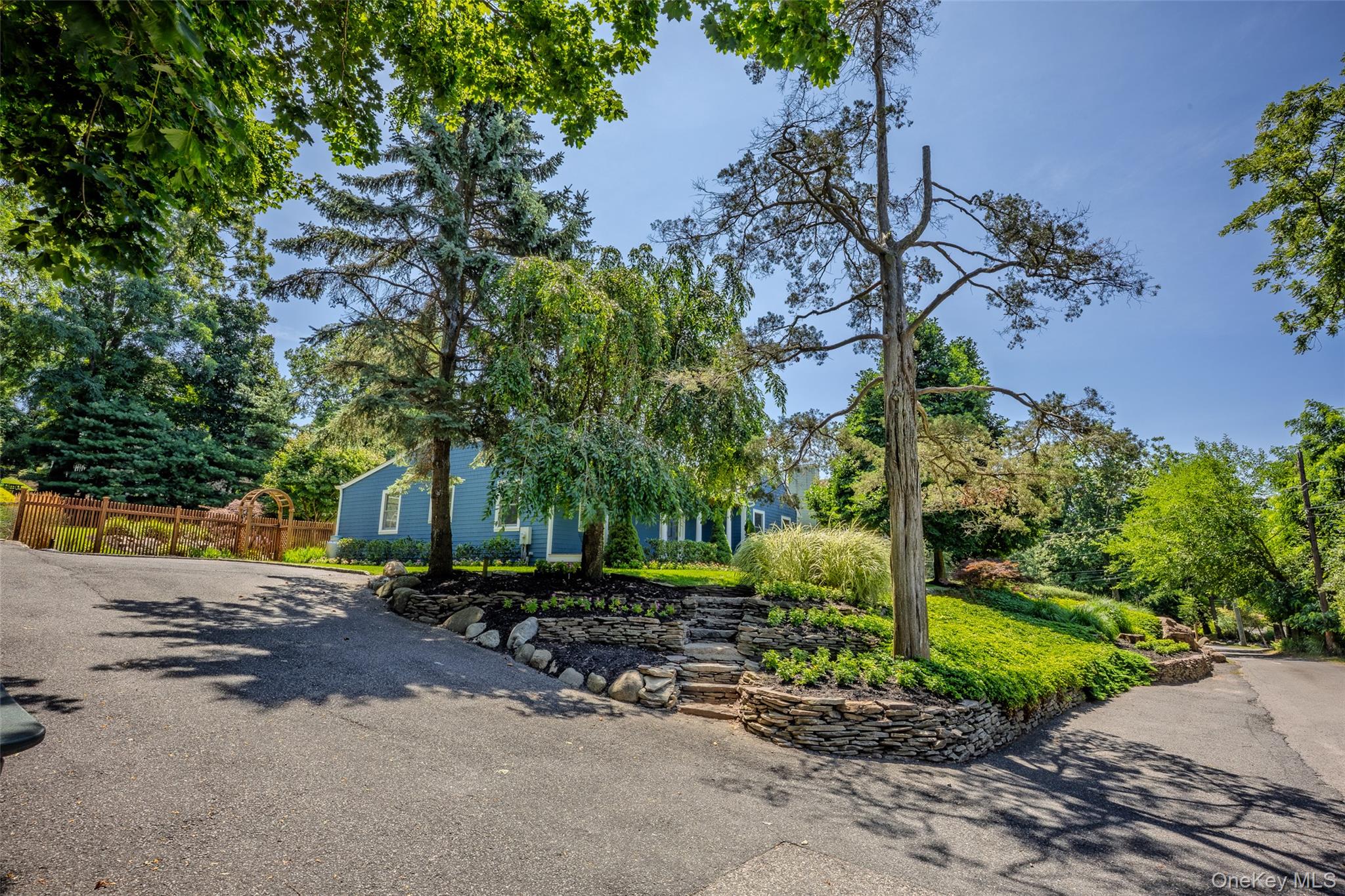5 Soundview Drive Property Photo 17
