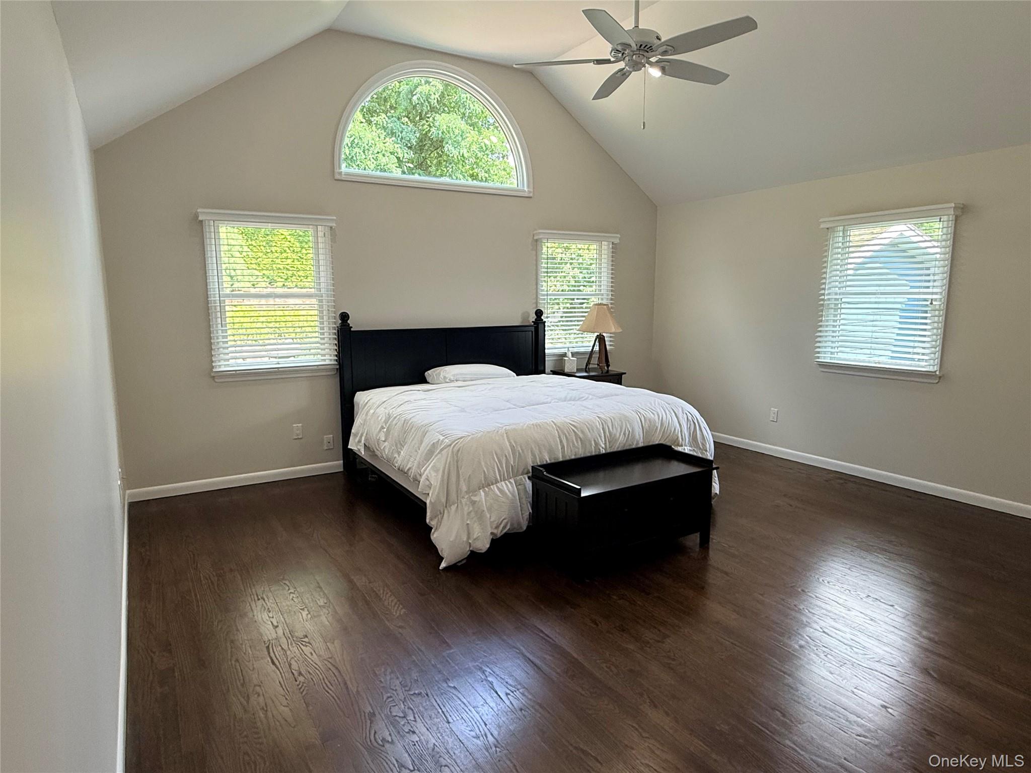 5 Soundview Drive Property Photo 23
