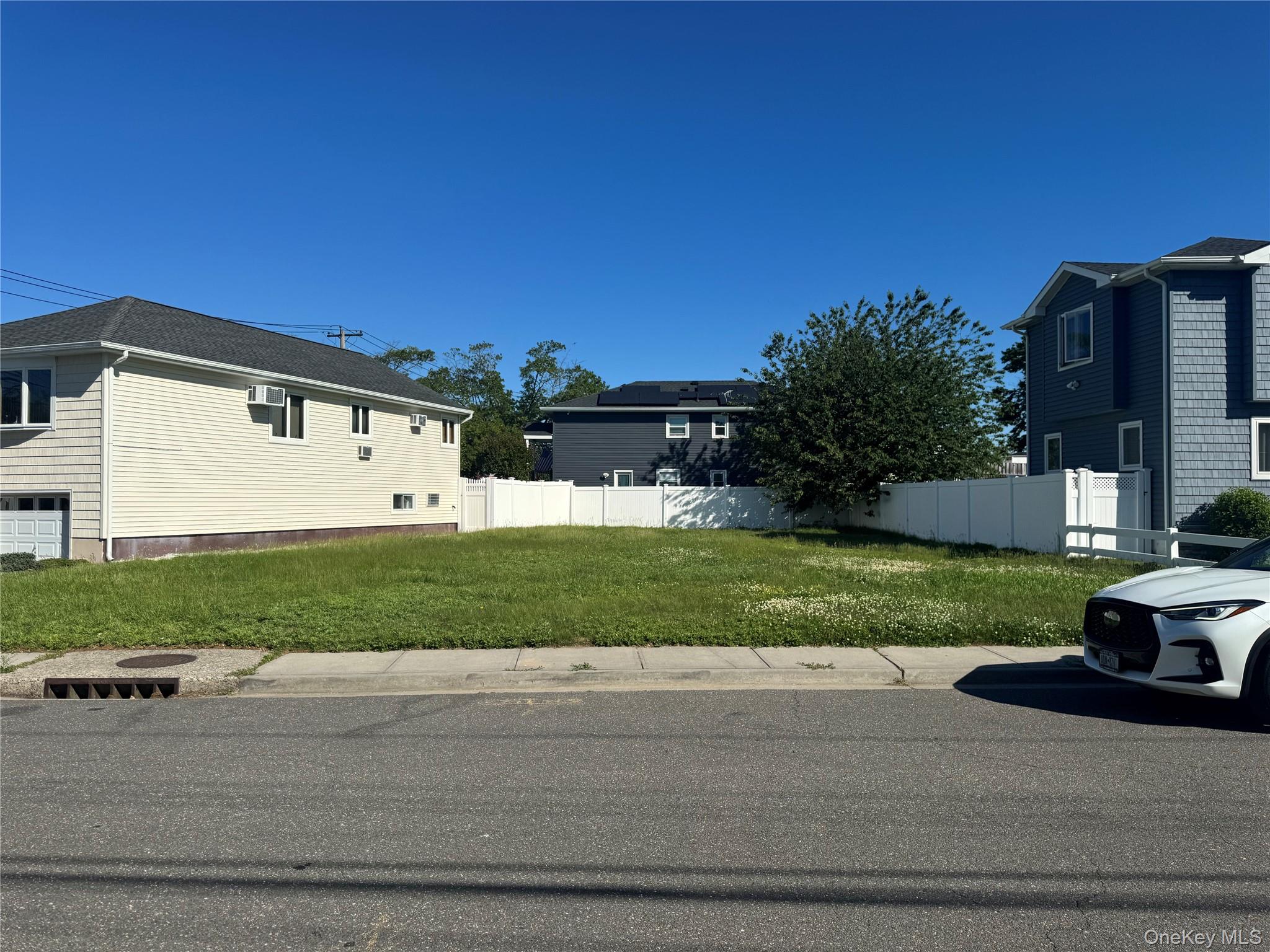 149 Carlton Court Property Photo 1