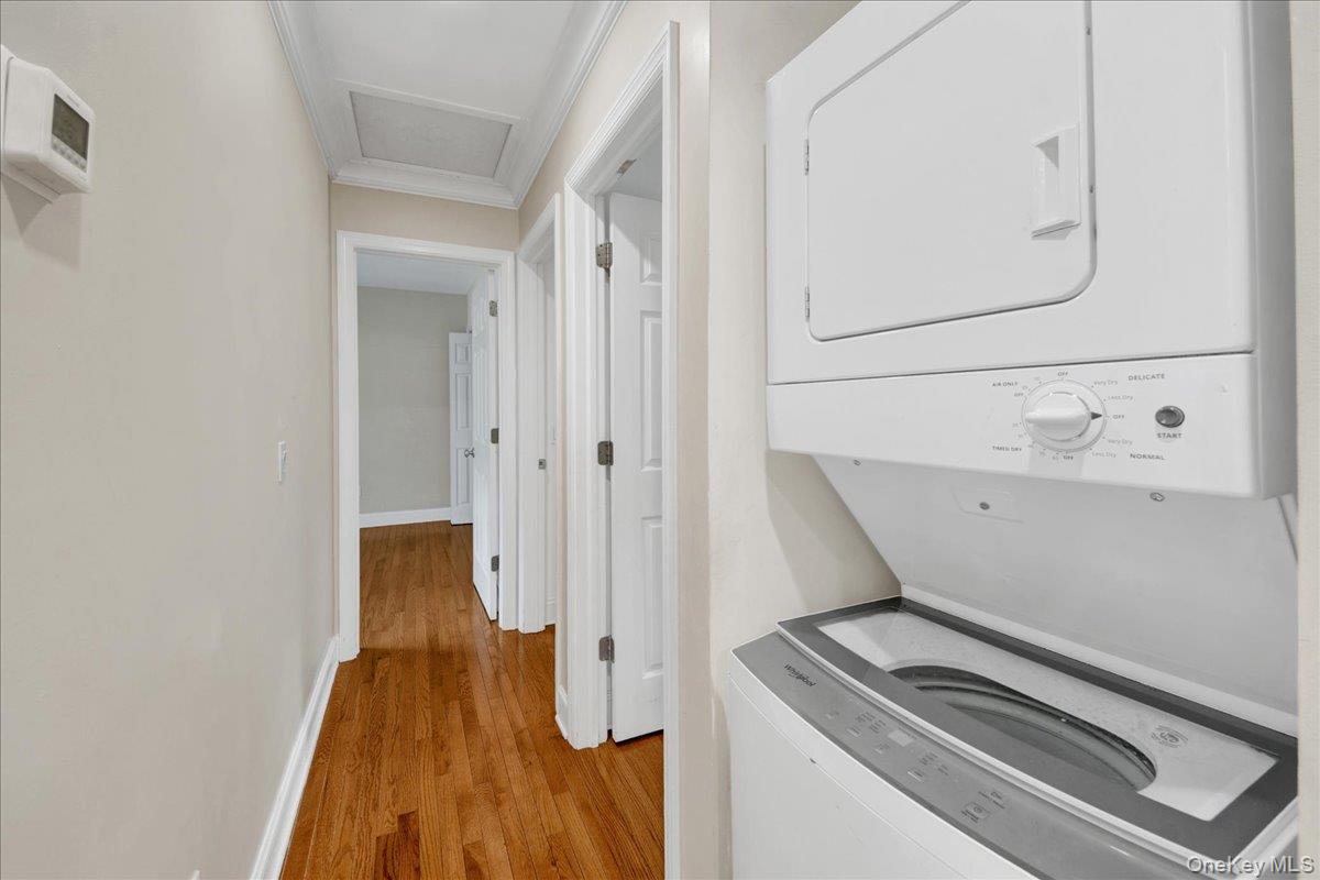 9 Hillside Close Property Photo 9