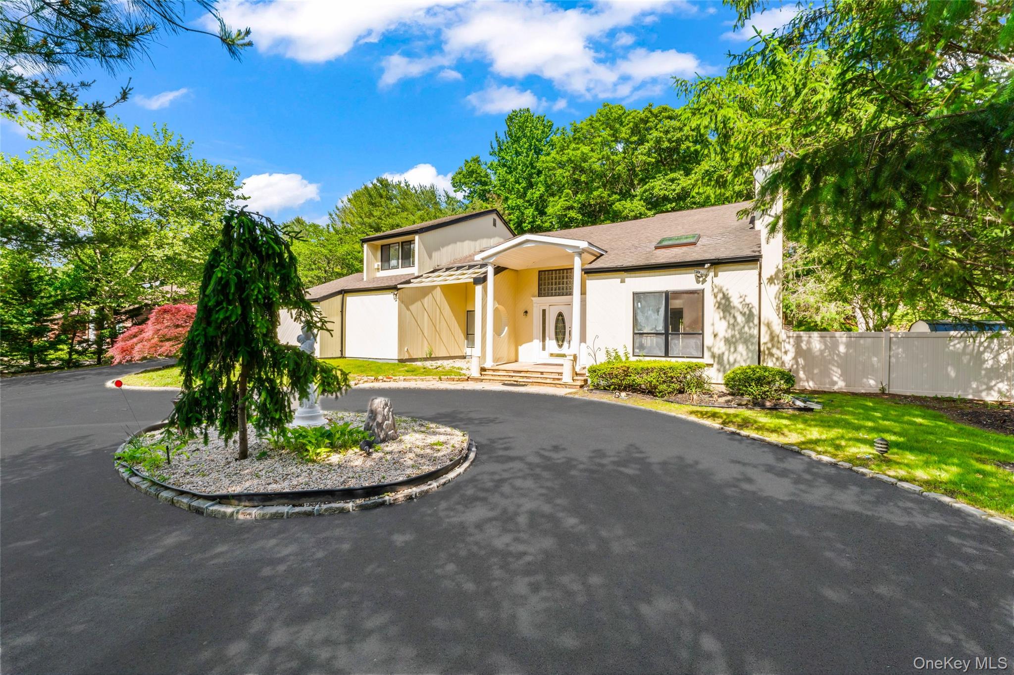 126 Bagatelle Road Property Photo 3