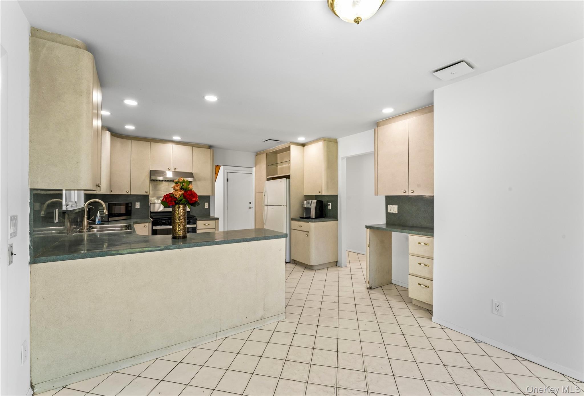 126 Bagatelle Road Property Photo 20
