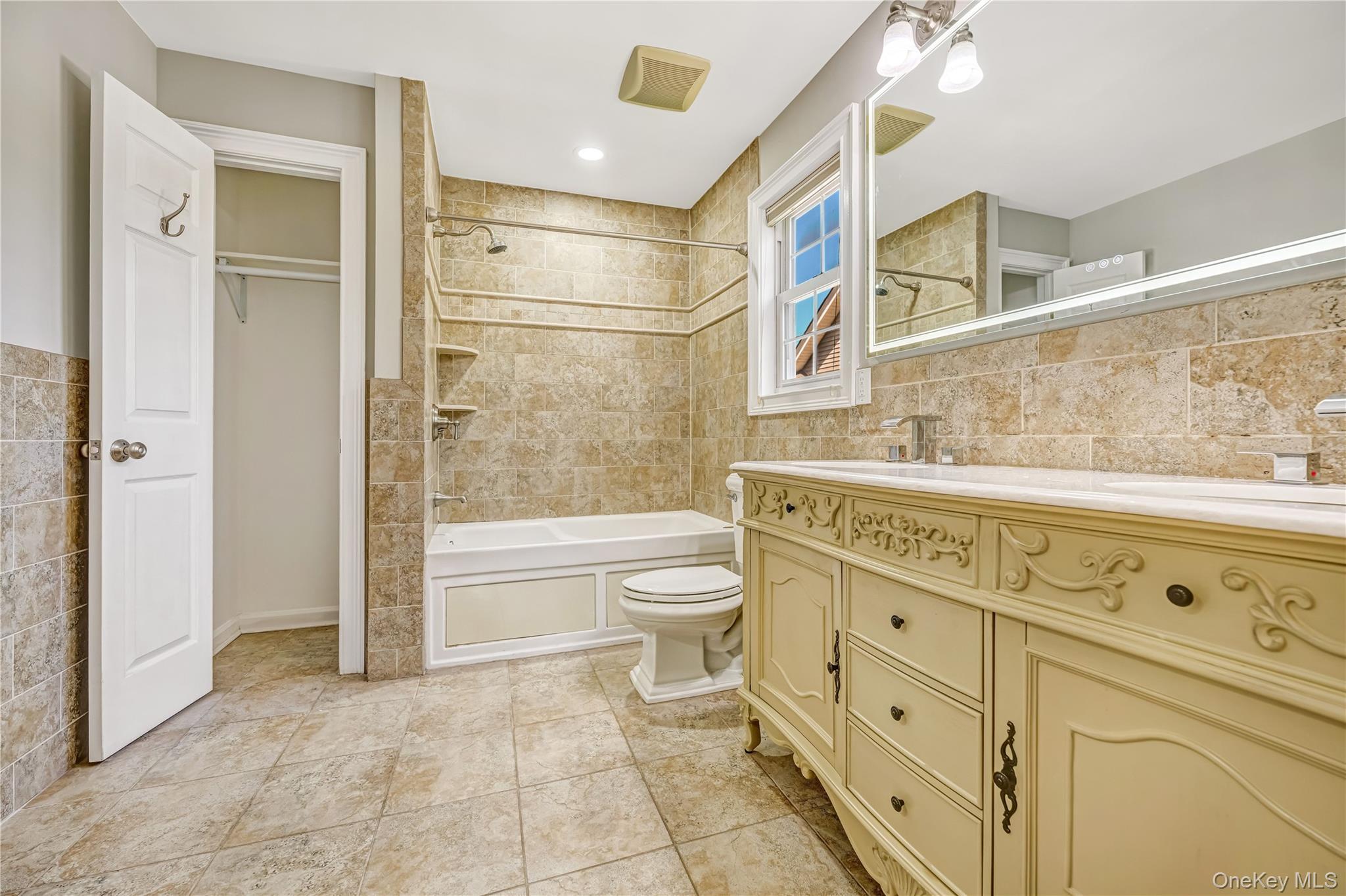 20 Woods Place Property Photo 24