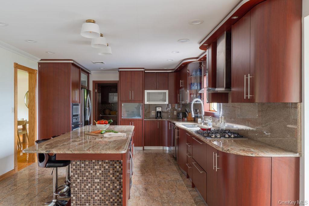 113 Airport Road Property Photo 14
