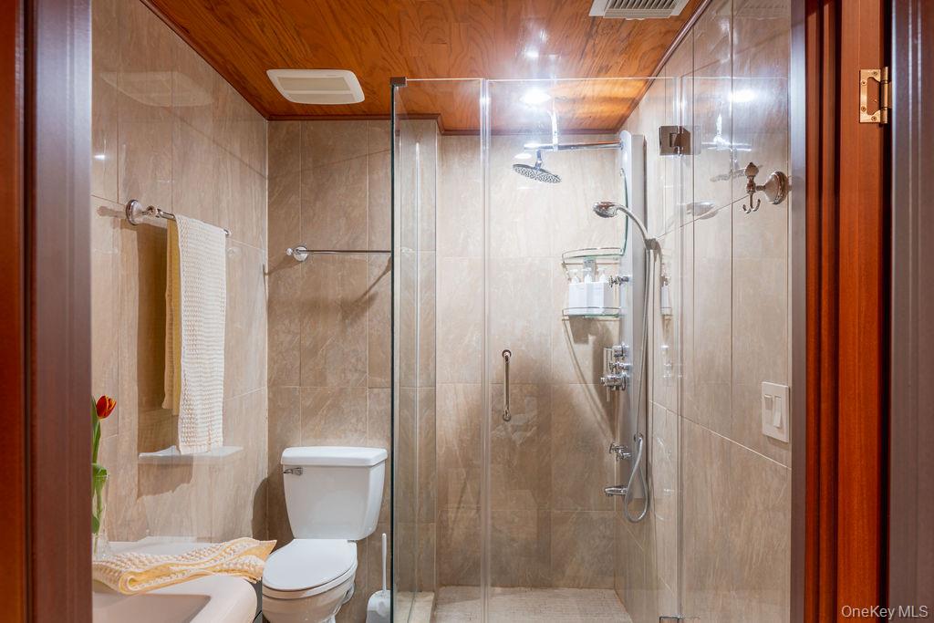 113 Airport Road Property Photo 37