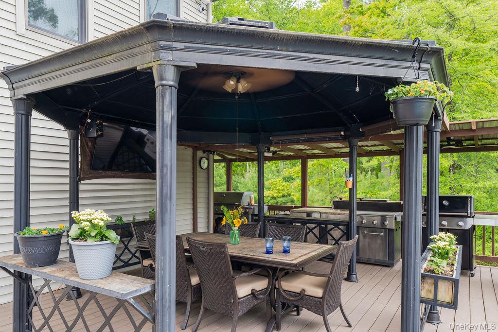 113 Airport Road Property Photo 40