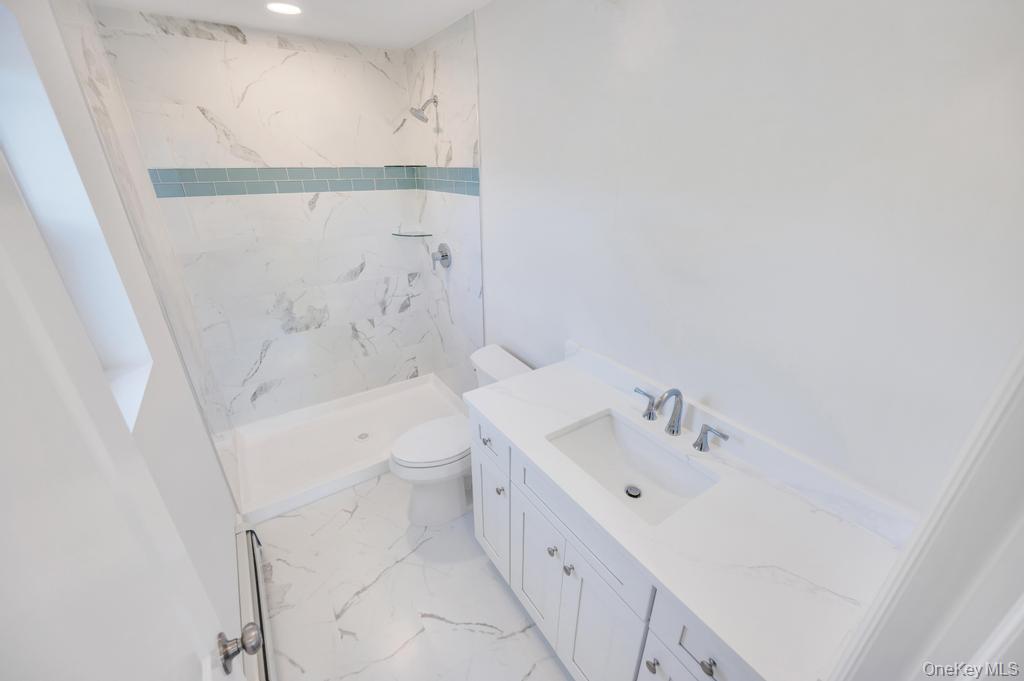 77 Carlton Avenue Property Photo 38